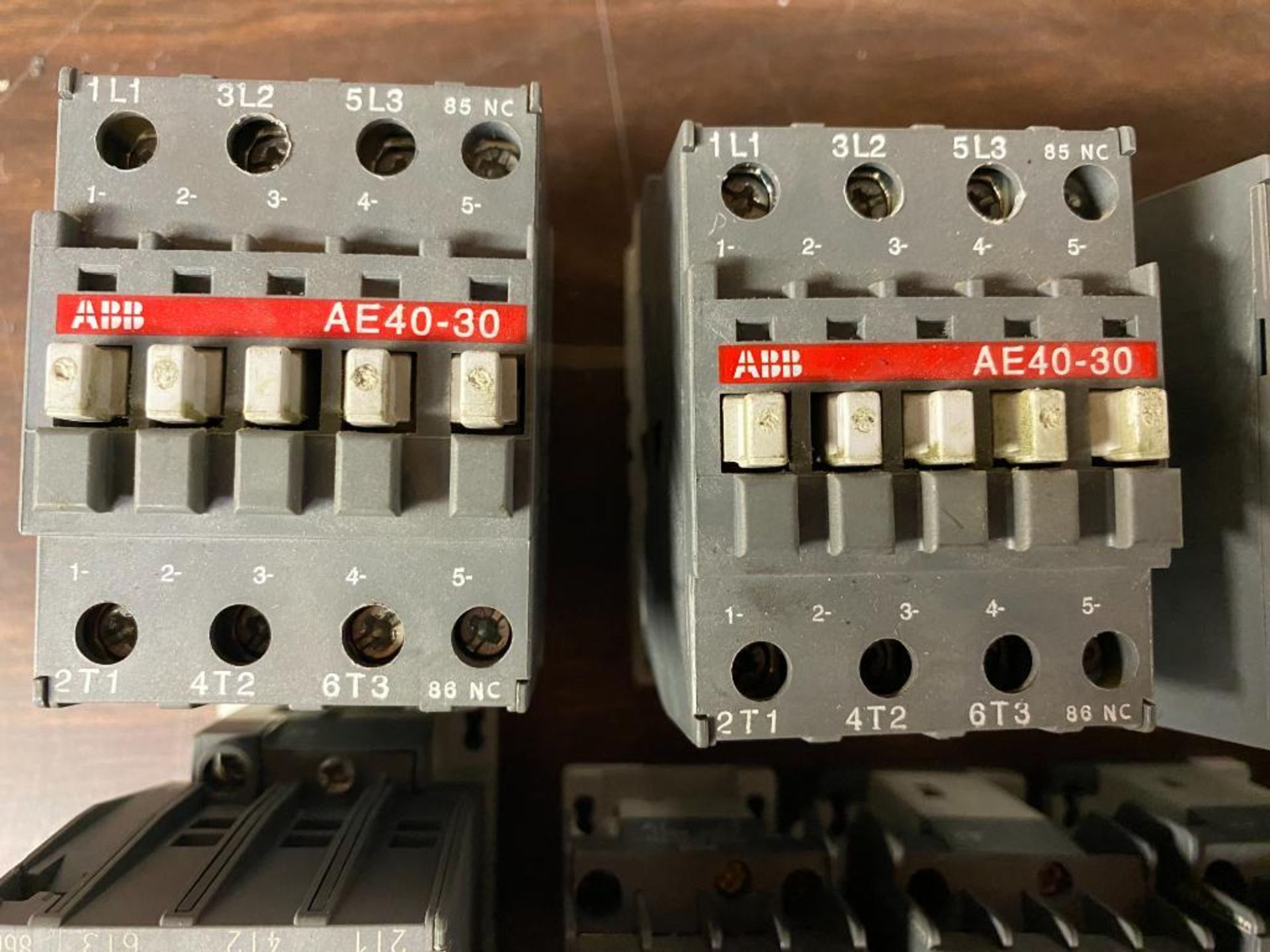 LOT OF ABB CONTACTORS. Packaging Fee = $7 - Image 3 of 5
