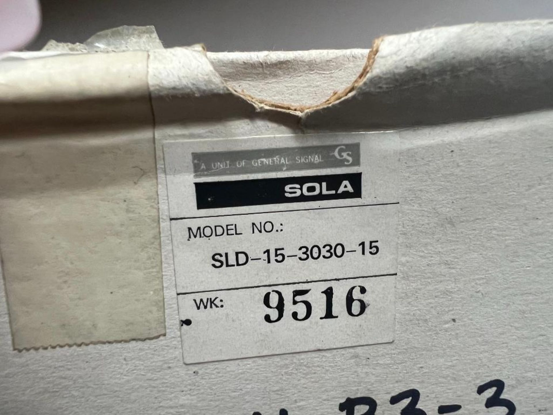 SOLA SLD-15-3030-15 REGULATED POWER SUPPLY OUTPUT. Packaging Fee = $5 - Image 3 of 3