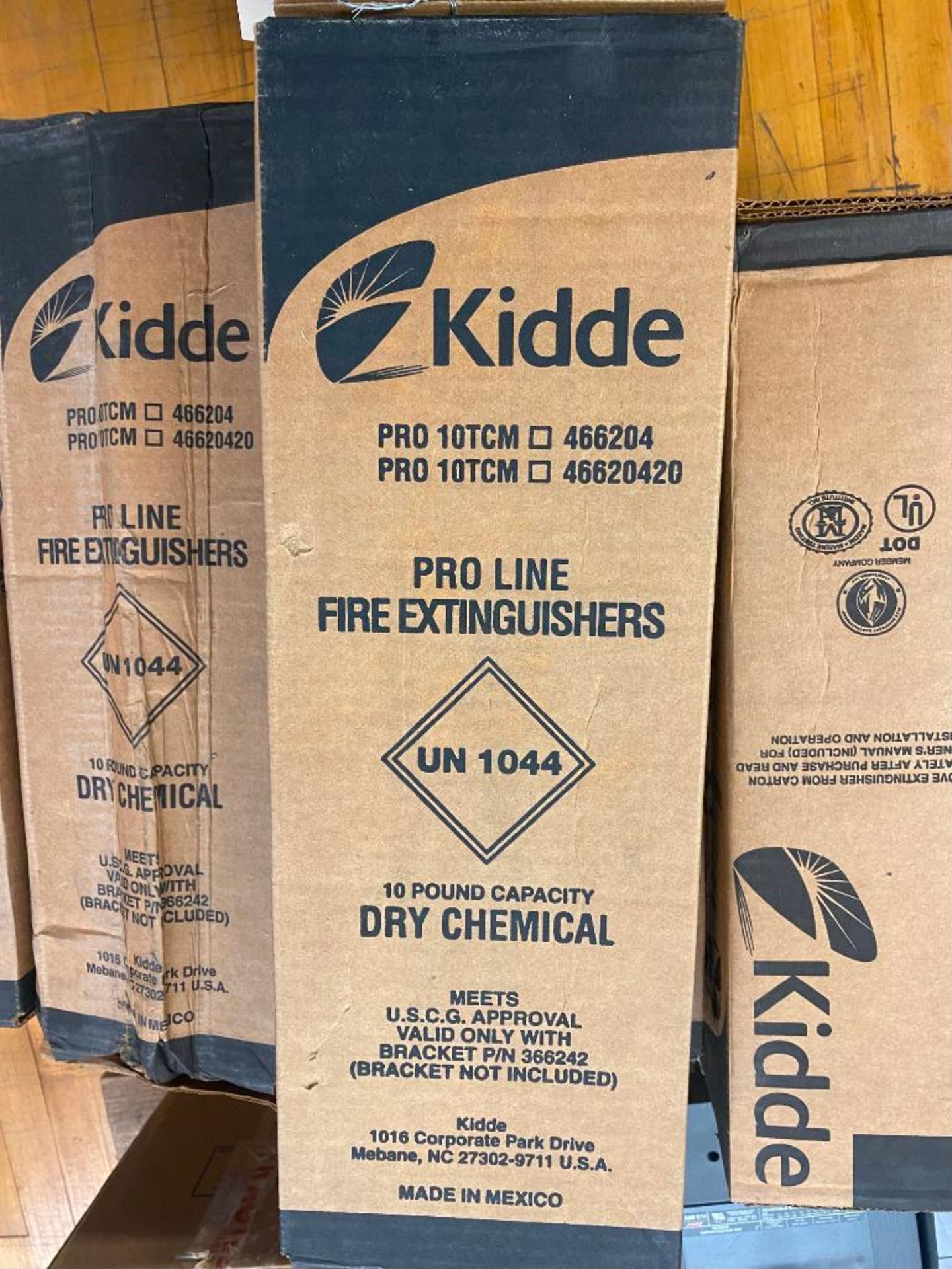 KIDDE PRO LINE FIRE EXTINGUISHER. Packaging Fee = $100 - Image 3 of 3