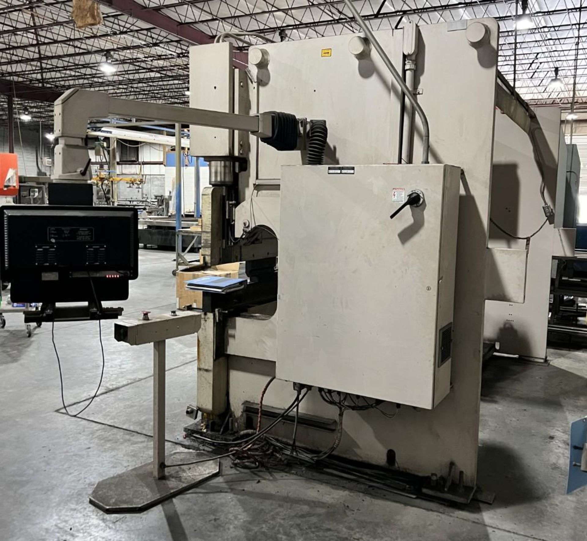 Wysong & Miles CNC Hydraulic Press Brake, Model FAB175-144. 175 Ton x 12' long. Cybelec DNC 806PS/K - Image 5 of 25