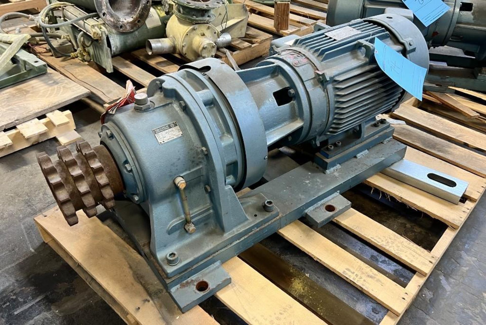 GE 30hp AC Gearmotor, Frame 286TC, Model 5KS286SSP200D9. Volts 460, rpm ...