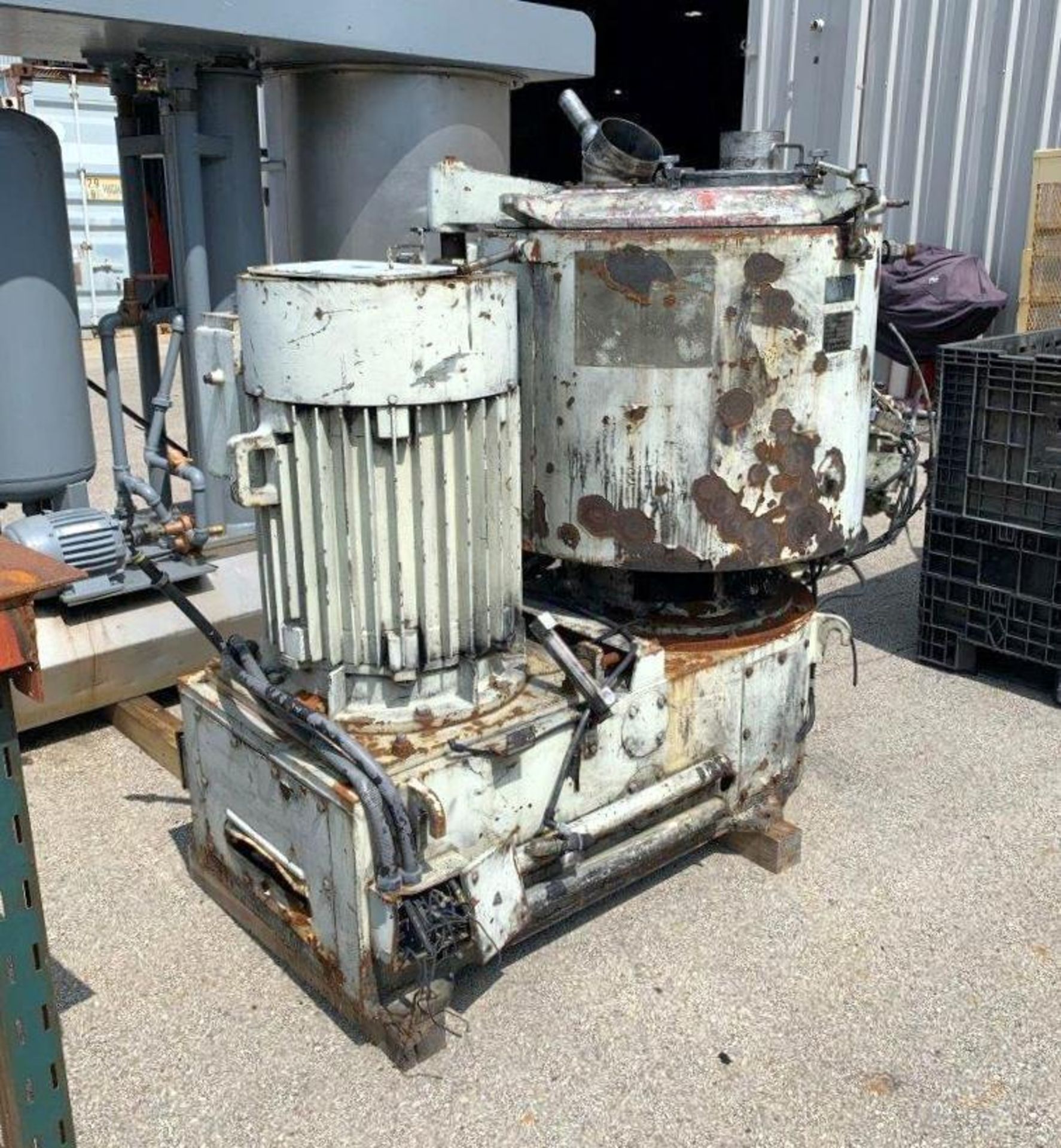 Used- Mitsui Miike 300 Liter High Intensity Mixer, Model FM300E. 790/395 RPM Blade Revolution, Drive - Image 5 of 14