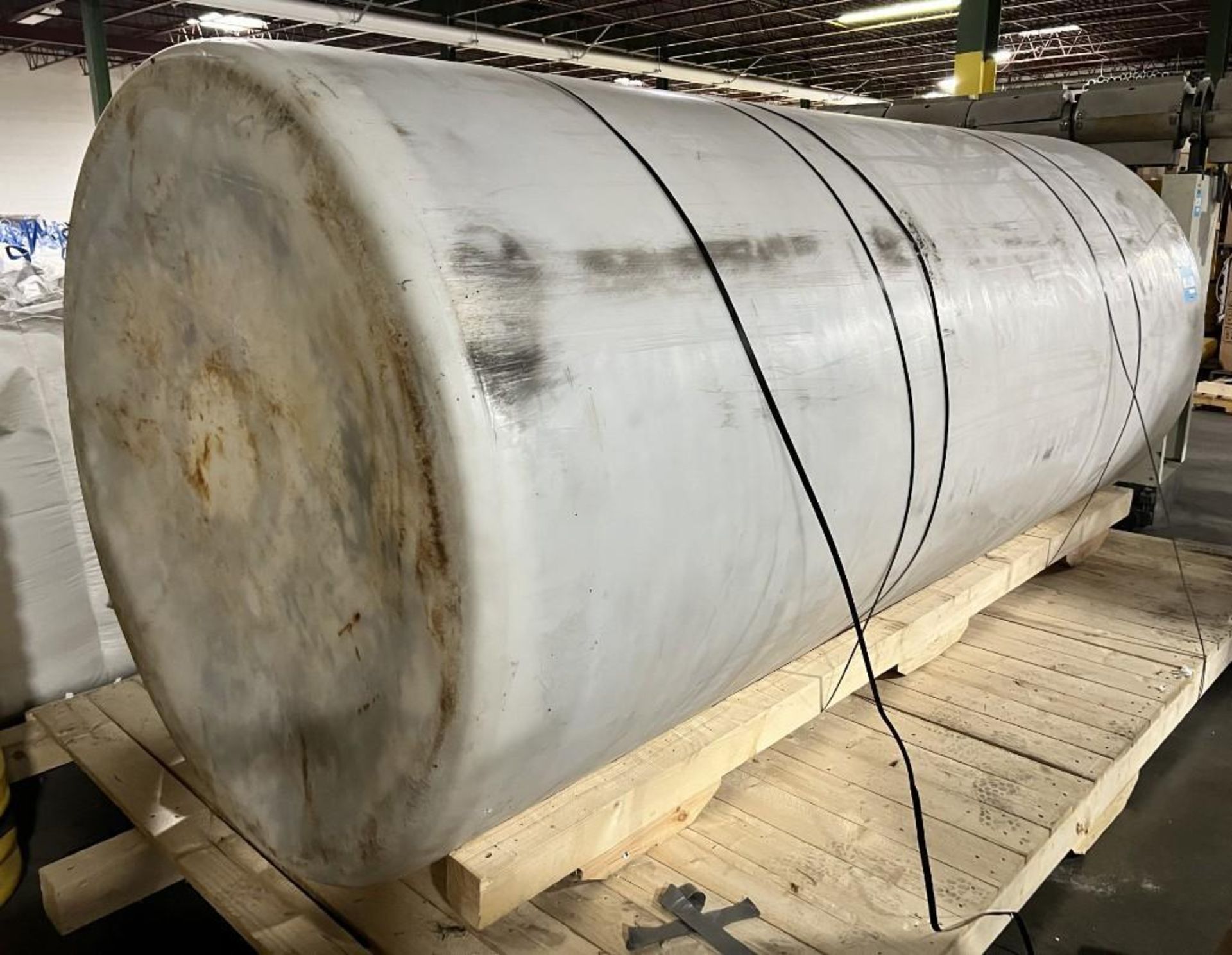 Approximate 1500 Gallon White Poly Tank. Approximate 60" diameter x 132" straight side, dished top, - Image 6 of 10