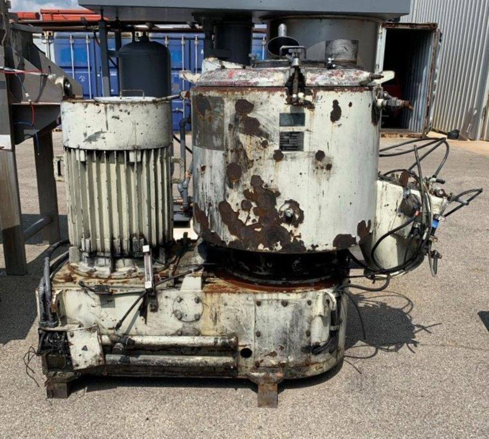 Used- Mitsui Miike 300 Liter High Intensity Mixer, Model FM300E. 790/395 RPM Blade Revolution, Drive - Image 6 of 14
