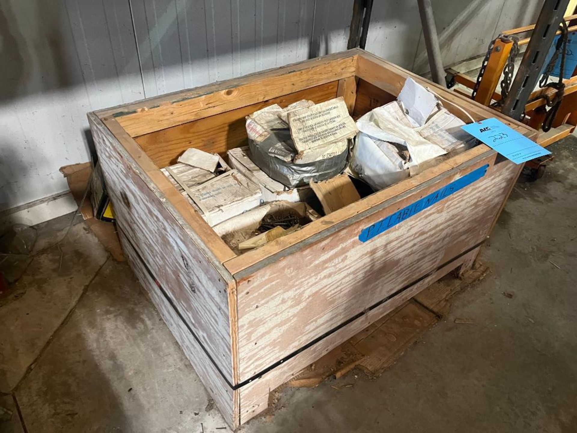 Lot: Pallets of Nails