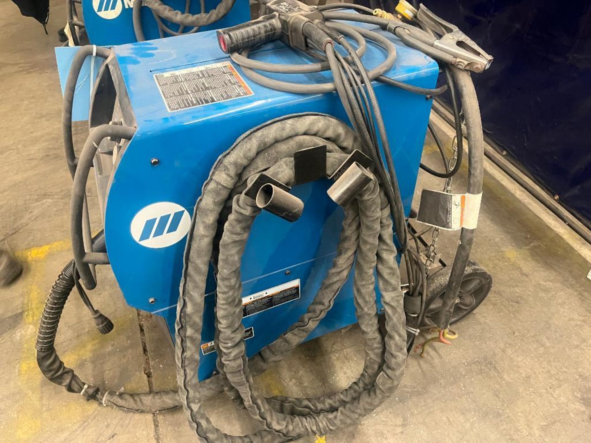 Miller Millermatic 350P Mig Welder w/ Miller Push Pull Gun, 350 AMP (Needs Repair) - Image 5 of 6