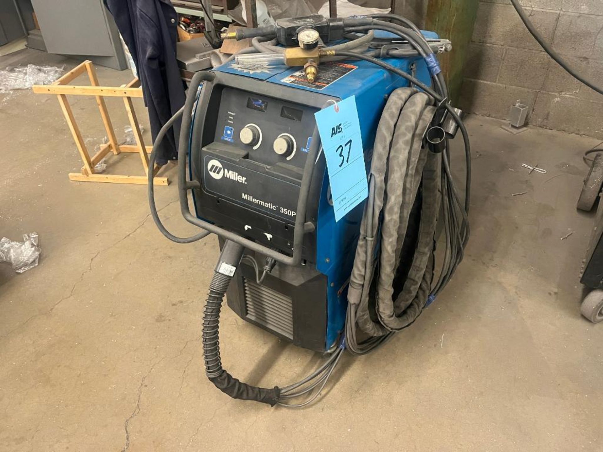 Miller Millermatic 350P Mig Welder with Miller Push/Pull Gun, 350 AMP