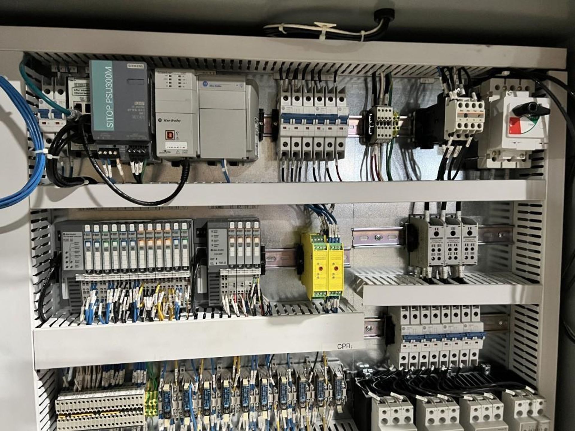Lot Of (2) Universal Multishot Control Panels. With (1) operator panel with an Allen-Bradley PanelVi - Image 9 of 14