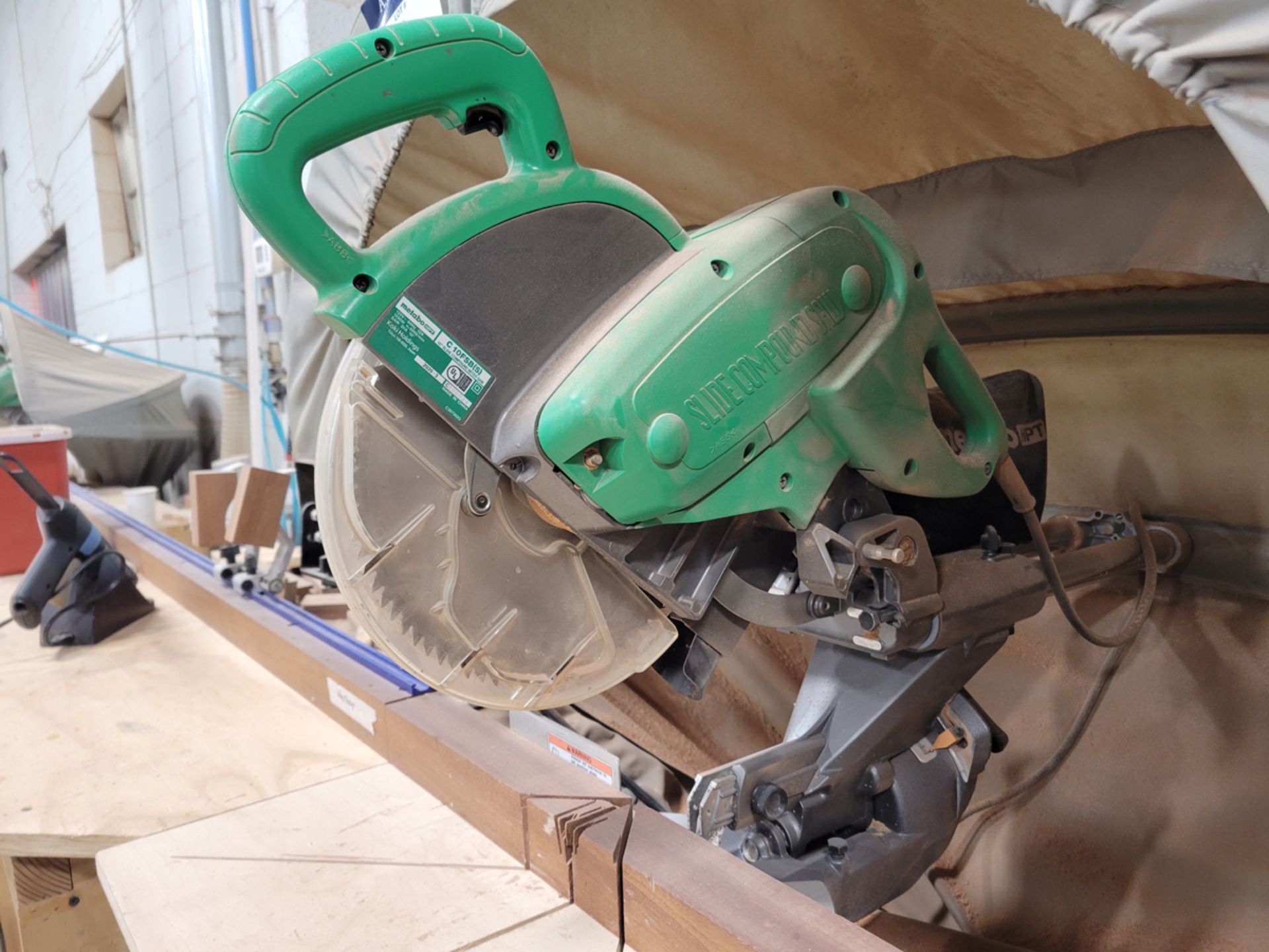 Hitachi Model: C10FSB 10" Compound Miter Saw w/ Rousseau 5000 Dust Catch - Image 4 of 6