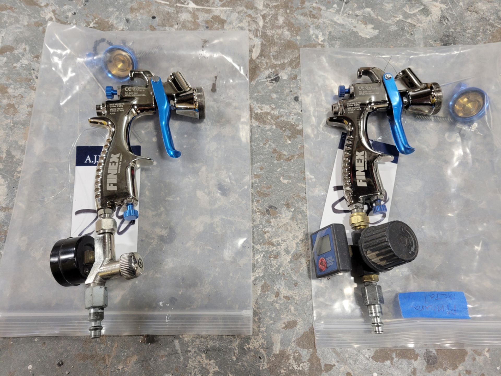 {EACH} (2) Graco Finex FX3000 Paint Spray Gun w/ parts - Image 2 of 4