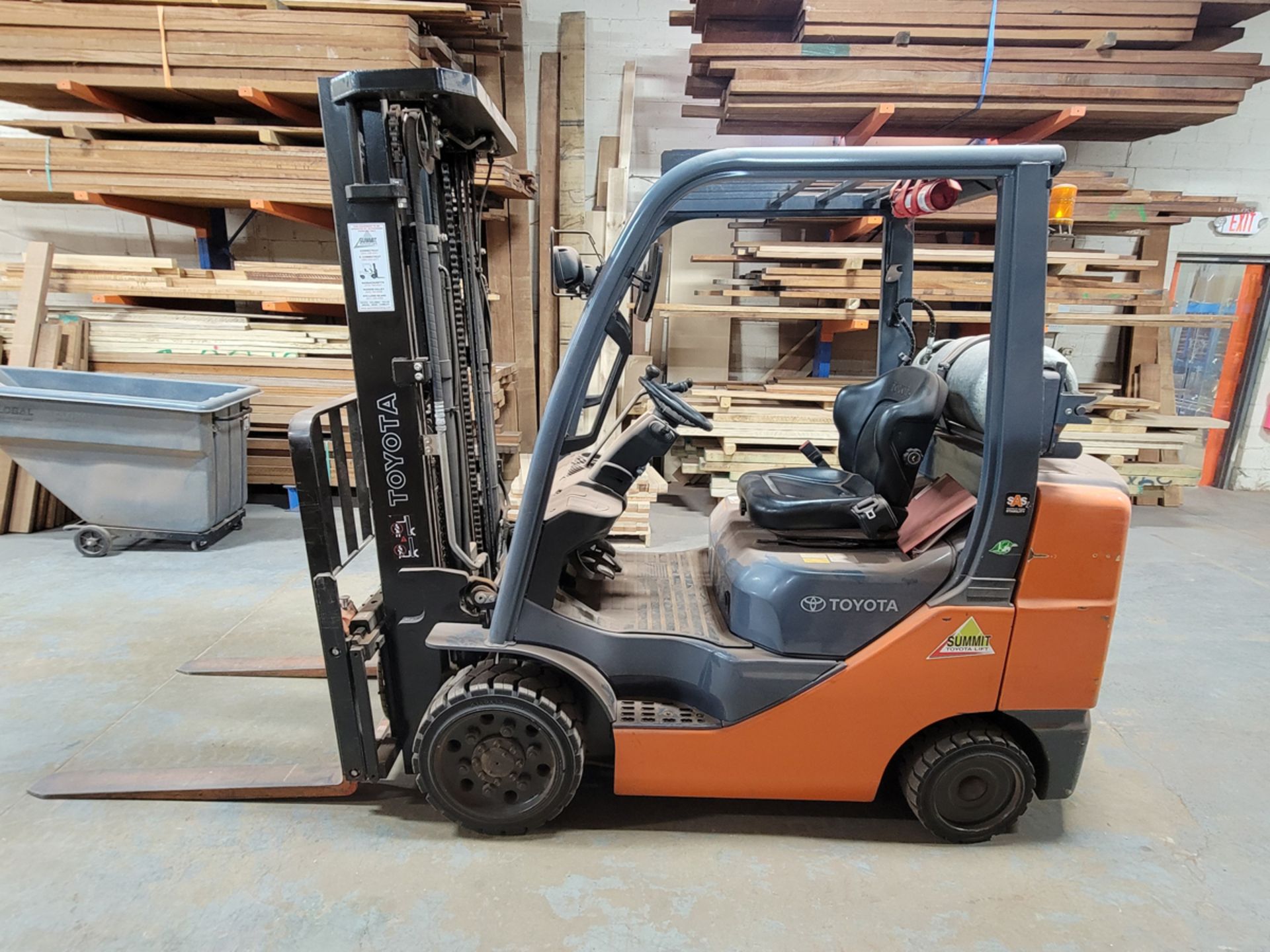 Toyota 6,500 lbs Capacity LPG Forklift (496 Hours)