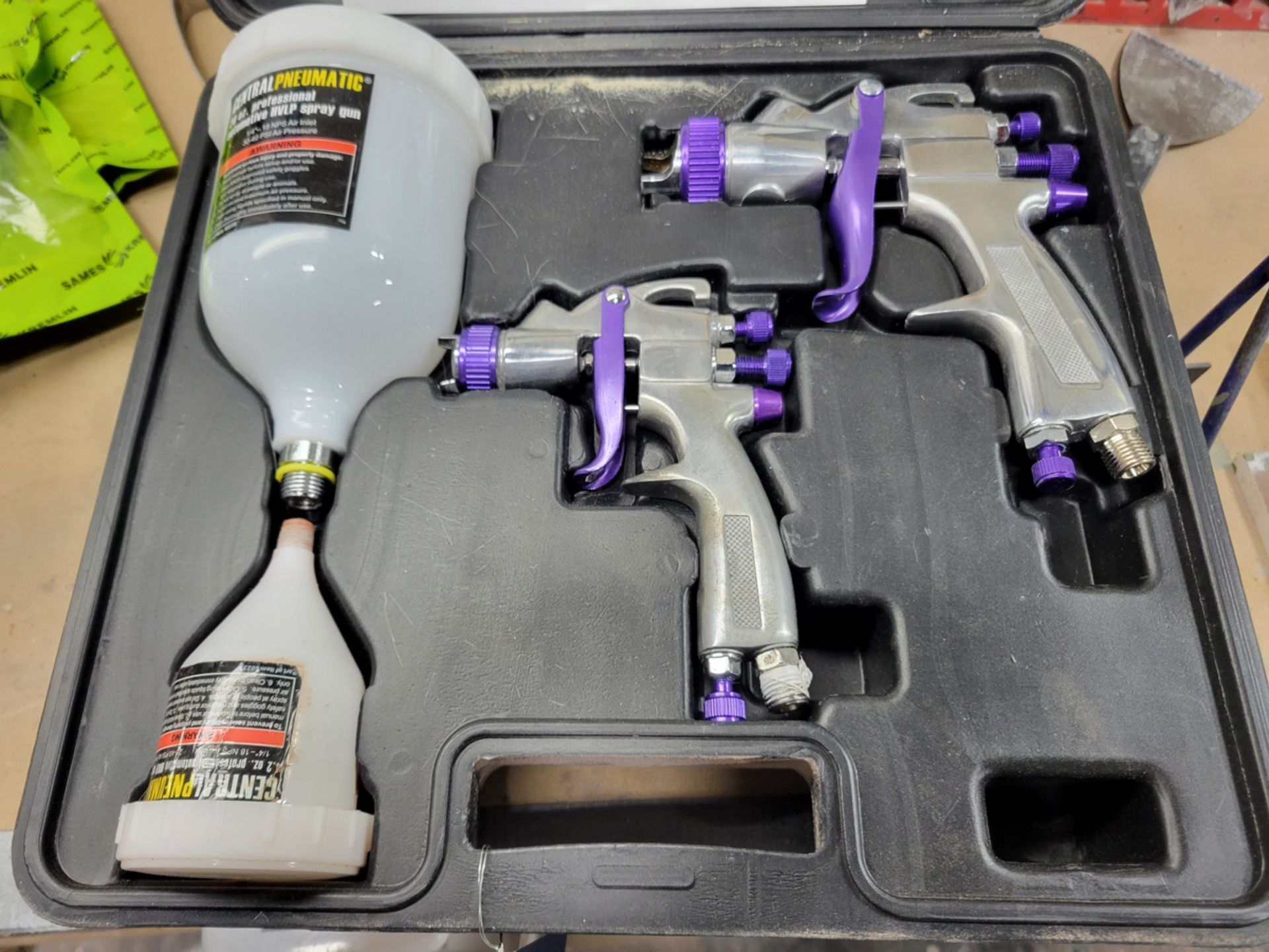 Central Pneumatic 2 Pc . HVLP Spray Gun Kit w/ accessories