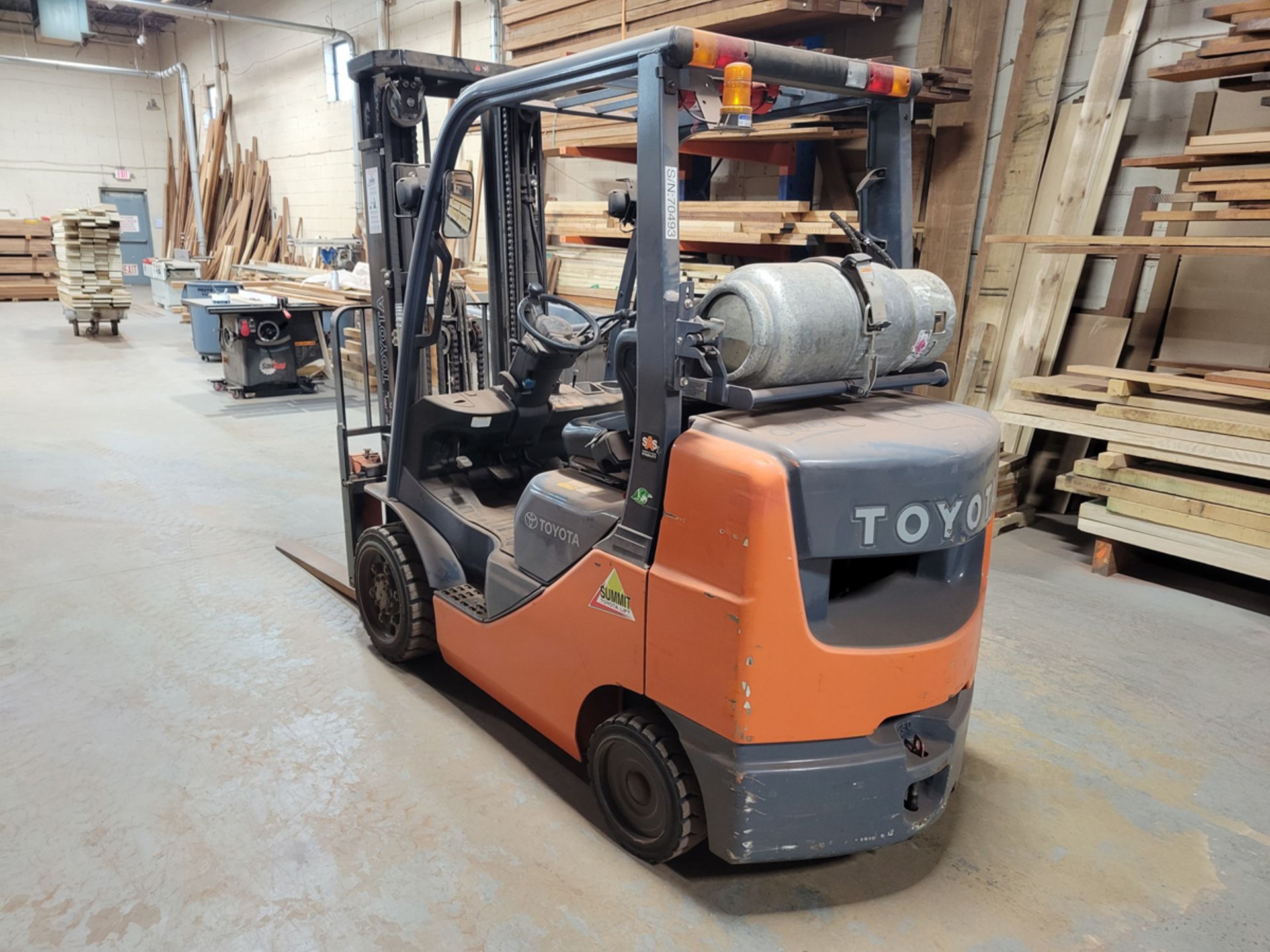 Toyota 6,500 lbs Capacity LPG Forklift (496 Hours) - Image 3 of 22