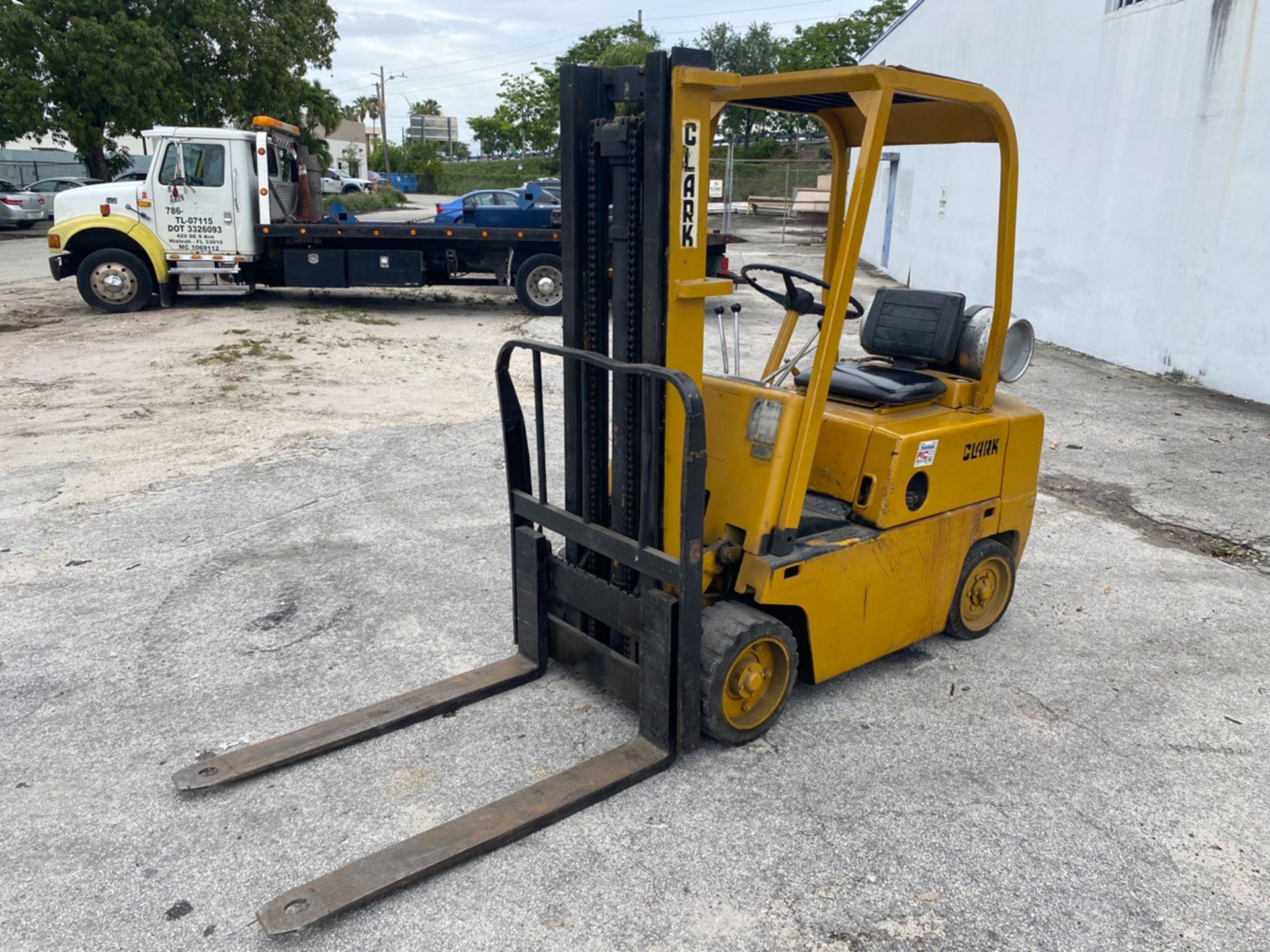 Clark C500-45 4,500lbs Capacity LPG Forklift - Image 7 of 23