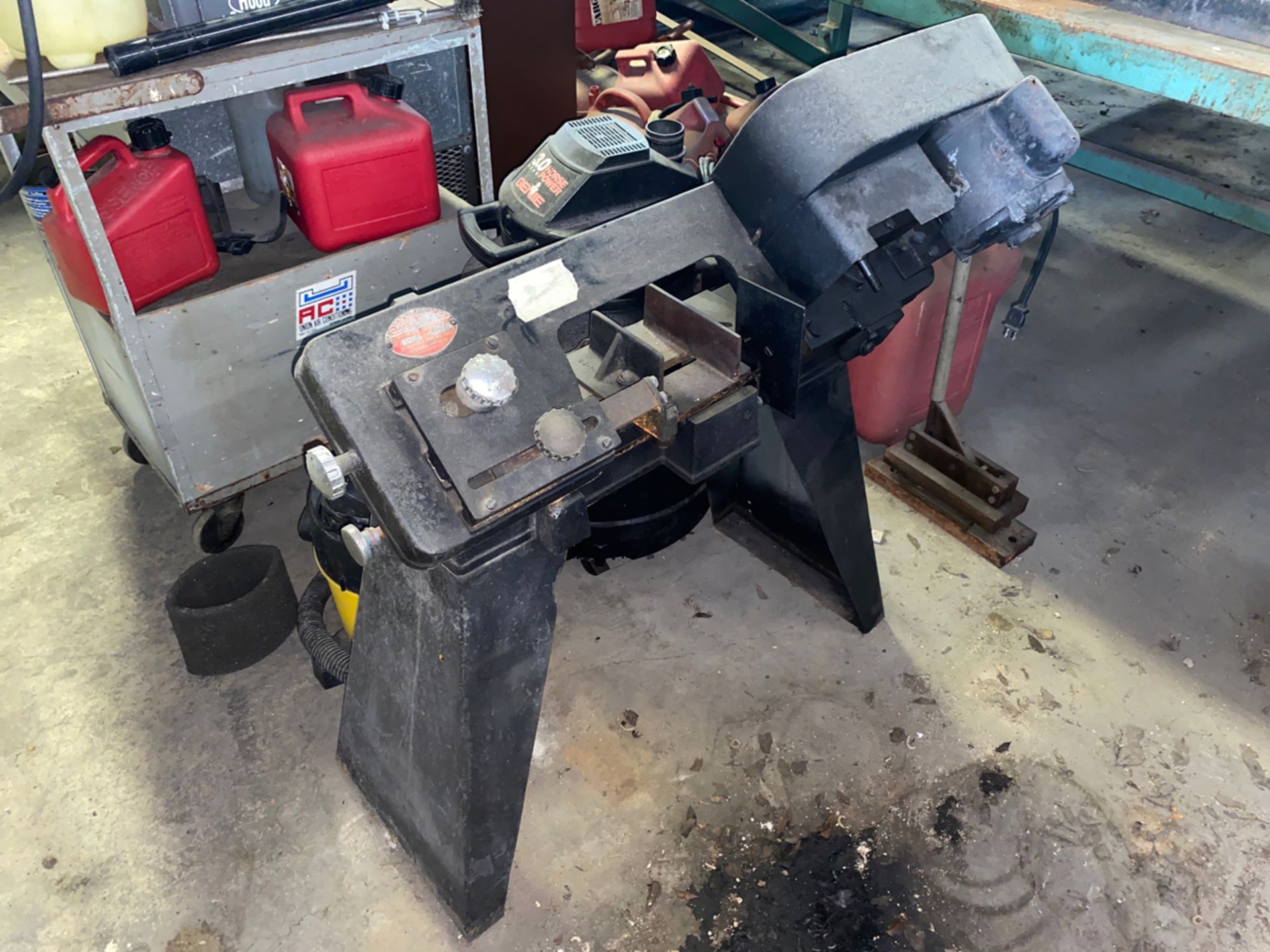 Sprunger Model CS800 Band Saw