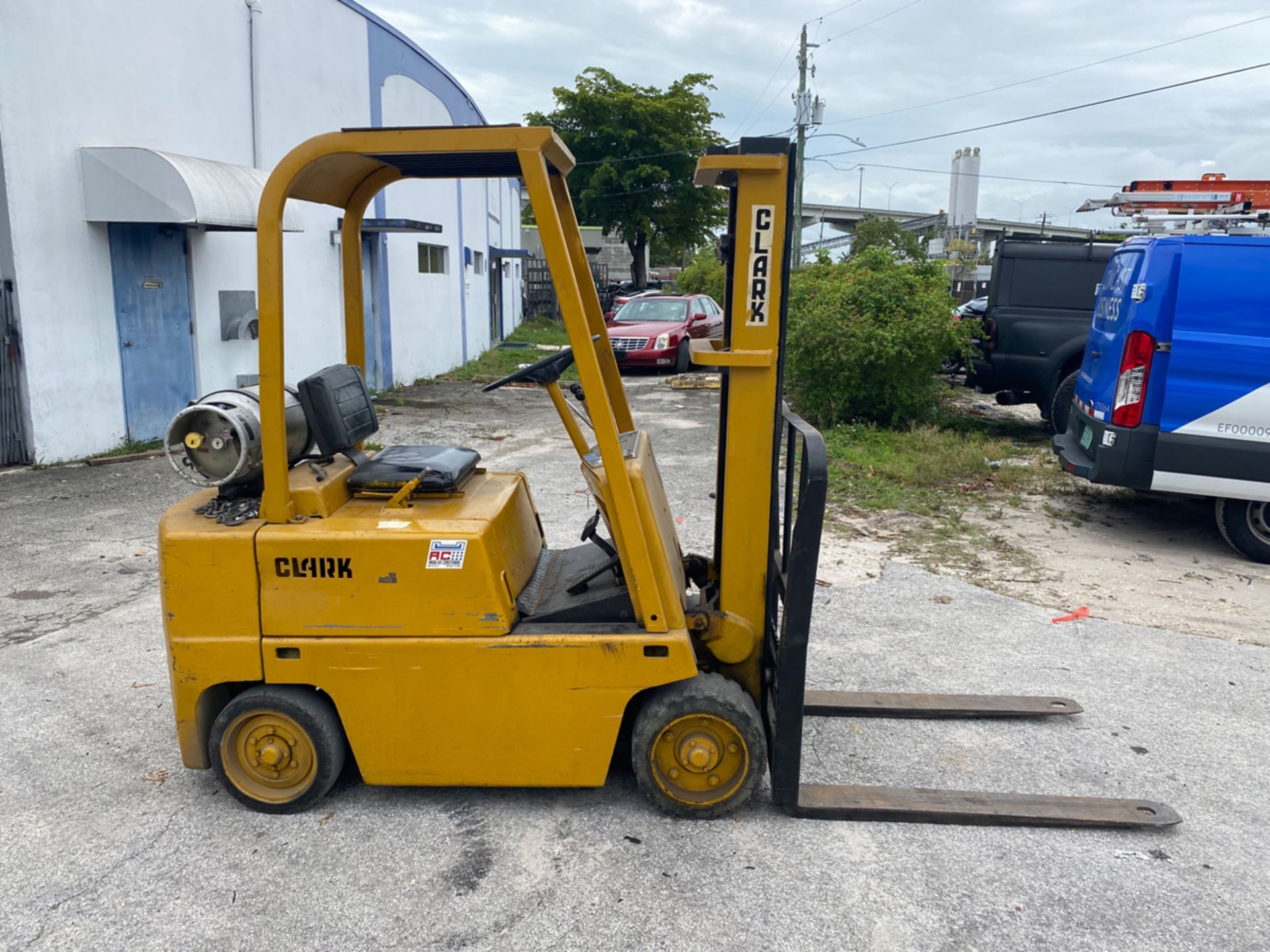 Clark C500-45 4,500lbs Capacity LPG Forklift - Image 2 of 23