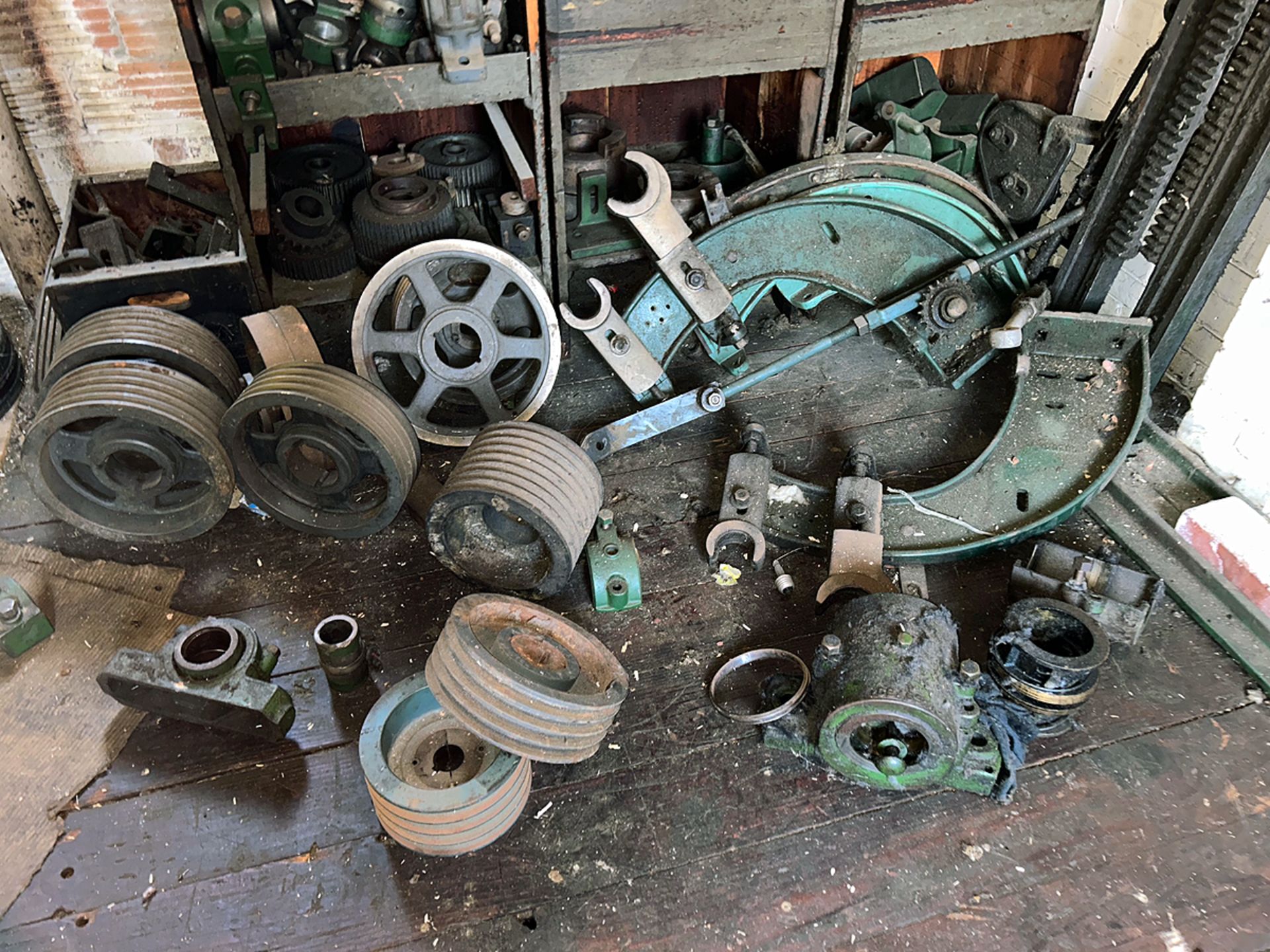 A Large Group of Ass't Machine Parts, Wheels, Pumps, Gears, Etc. - Image 3 of 8