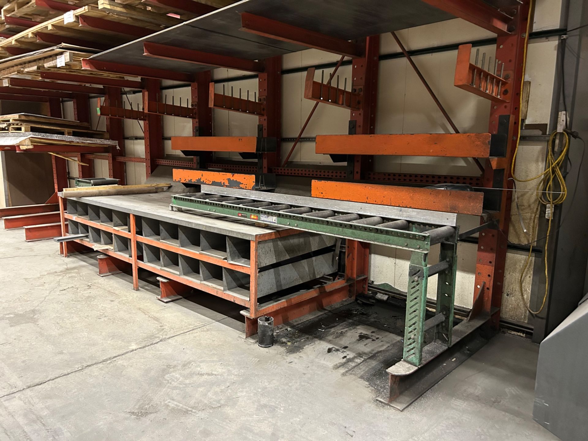 Steel Cantilever Rack 3-Section Line - Image 3 of 4