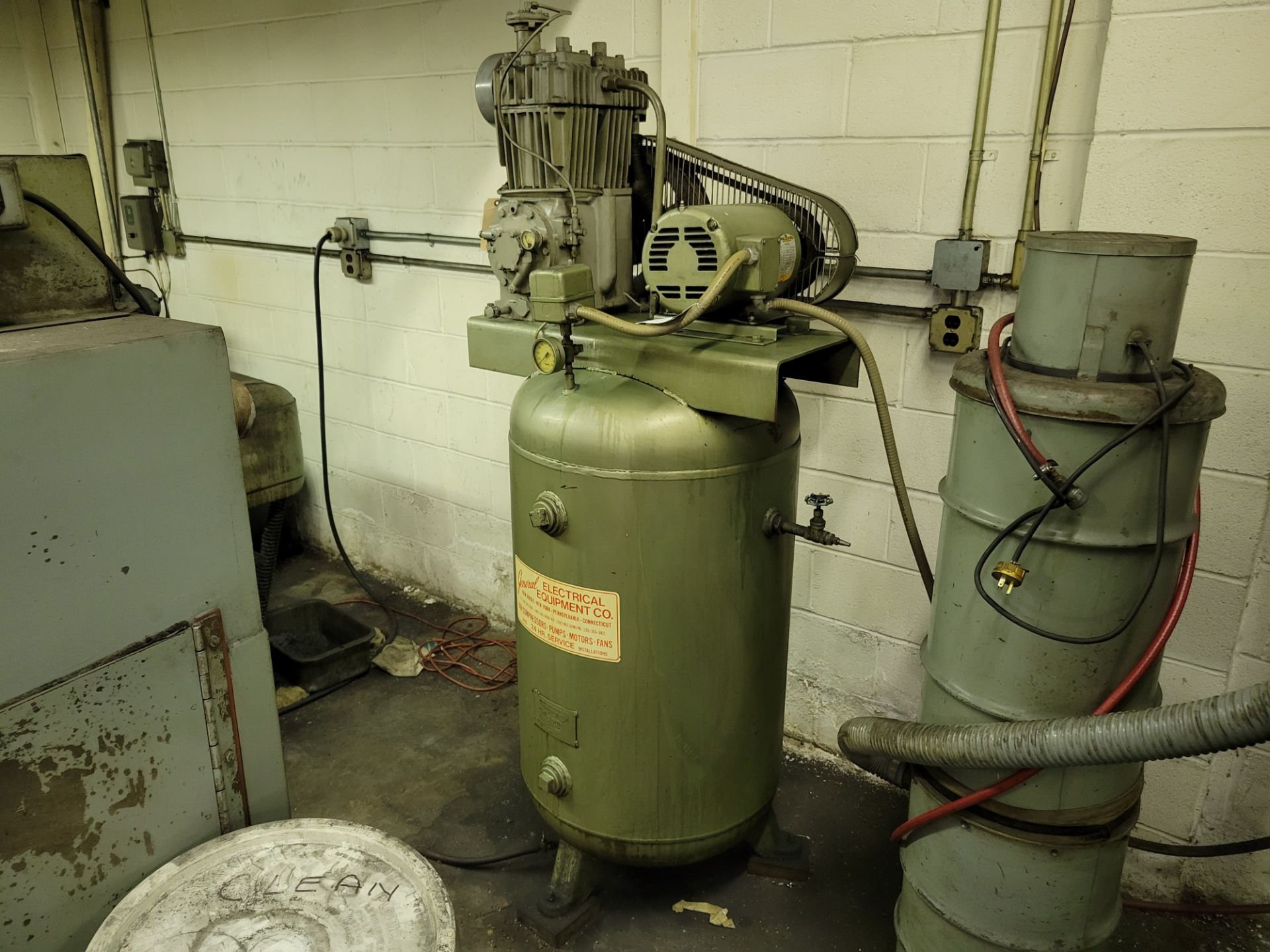 Quincy Air Compressor - Image 2 of 9