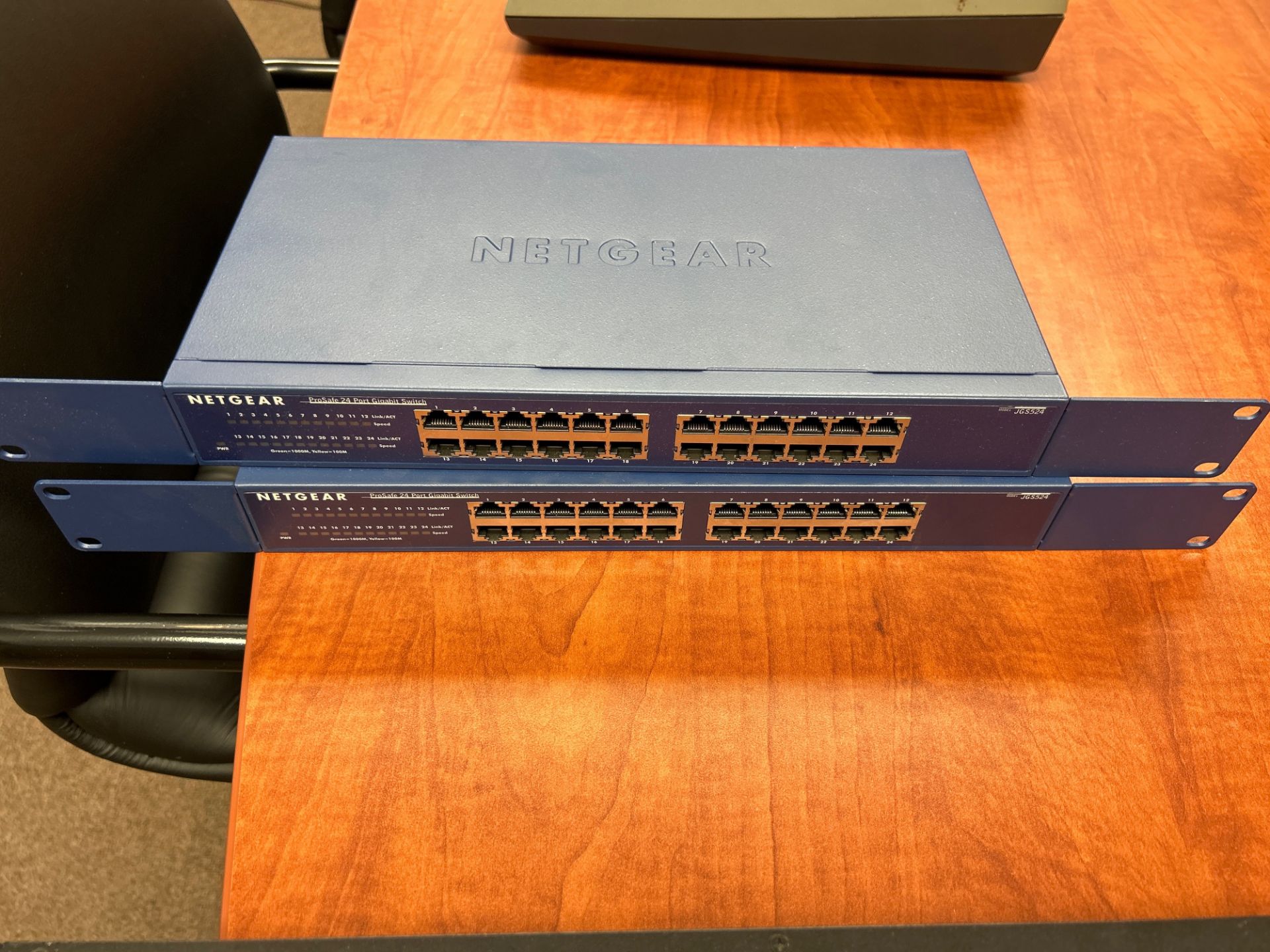 A Group of (4) Ass'tNetworking Switches - Image 3 of 4