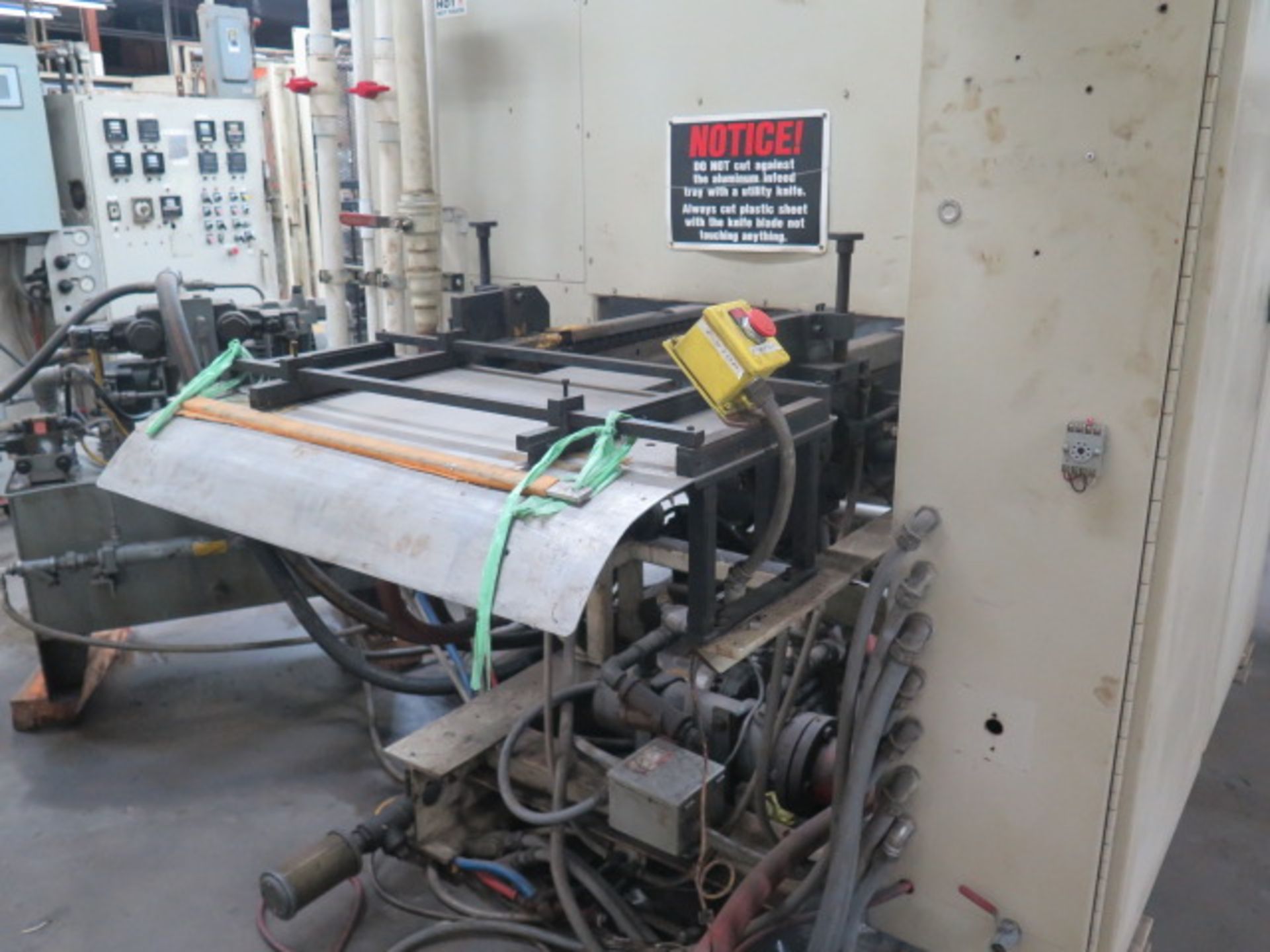 Sencorp Systems mdl. 2200 Thermoforming s/n 92214295 w/ Sencorp Controls, Film Preheater, SOLD AS IS - Image 11 of 28