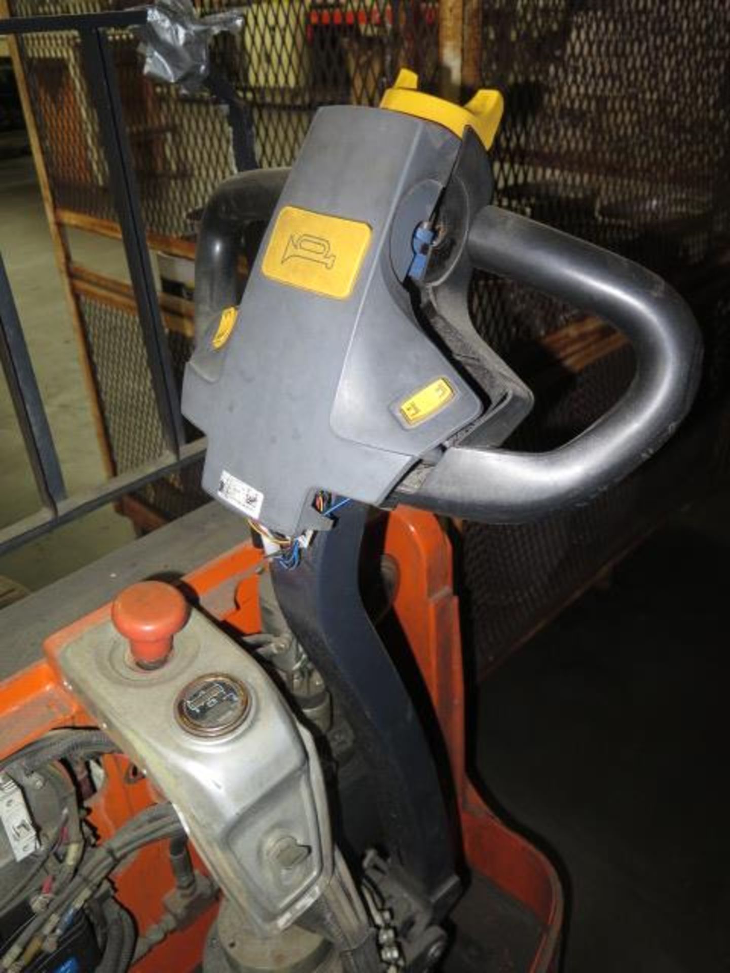 Doosan BW23S 4500 Lb Cap Electric Pallet Mover (NEEDS REPAIR) s/n RY13040358 24 Volt (SOLD AS-IS - - Image 6 of 8