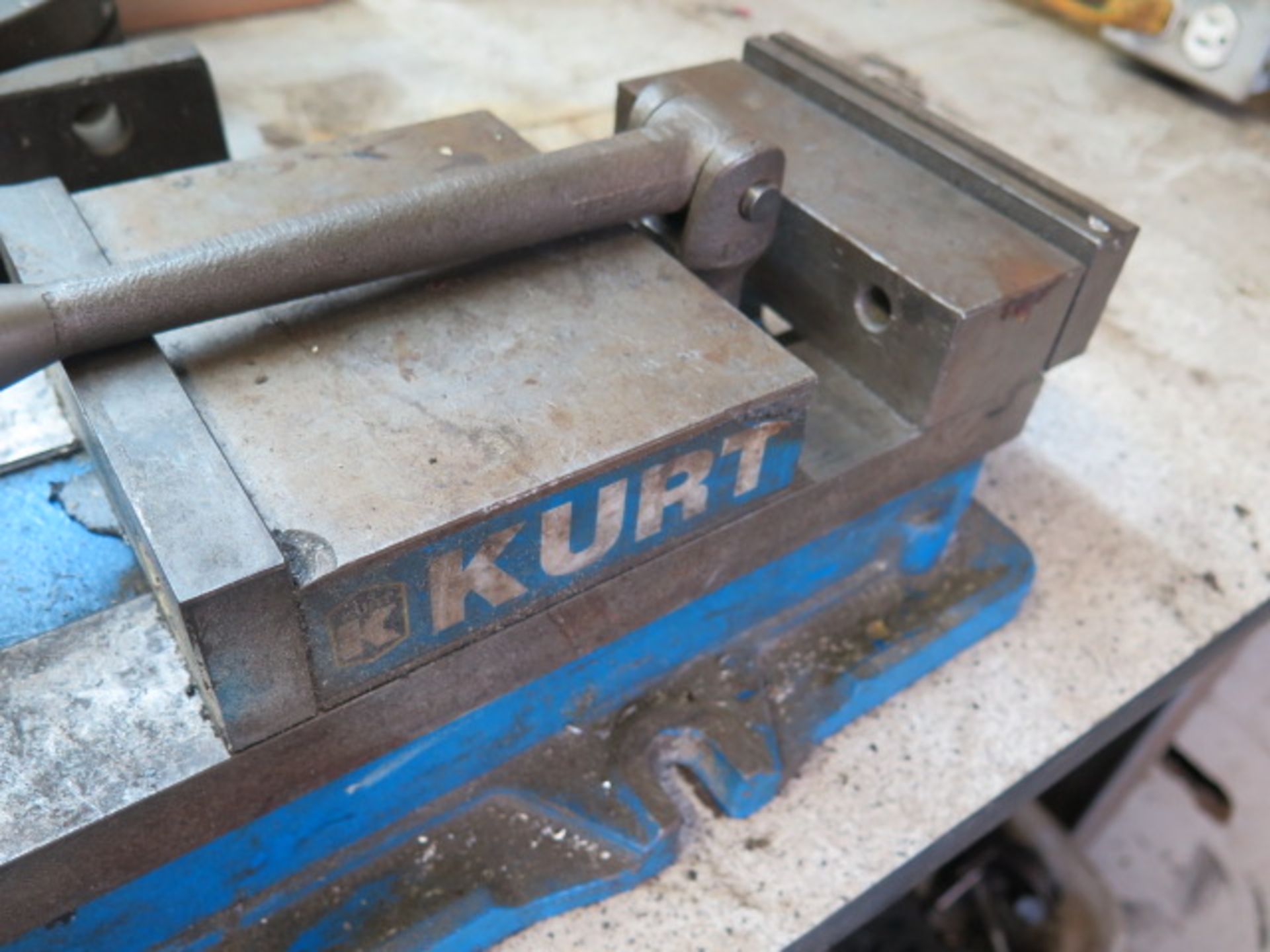 Kurt 6" Angle-Lock Vise (SOLD AS-IS - NO WARRANTY) - Image 3 of 4