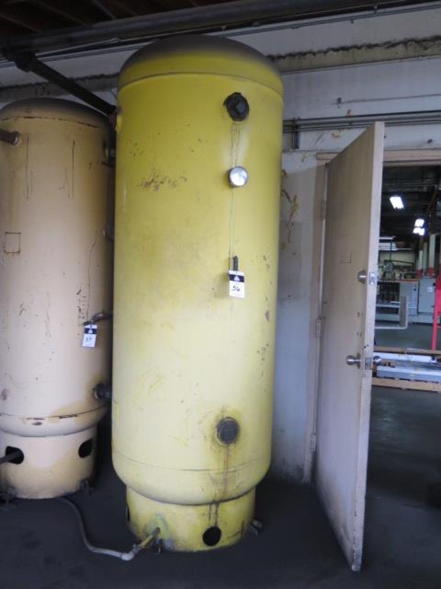 400 Gallon Vertical Air Storage Tank (SOLD AS-IS - NO WARRANTY)