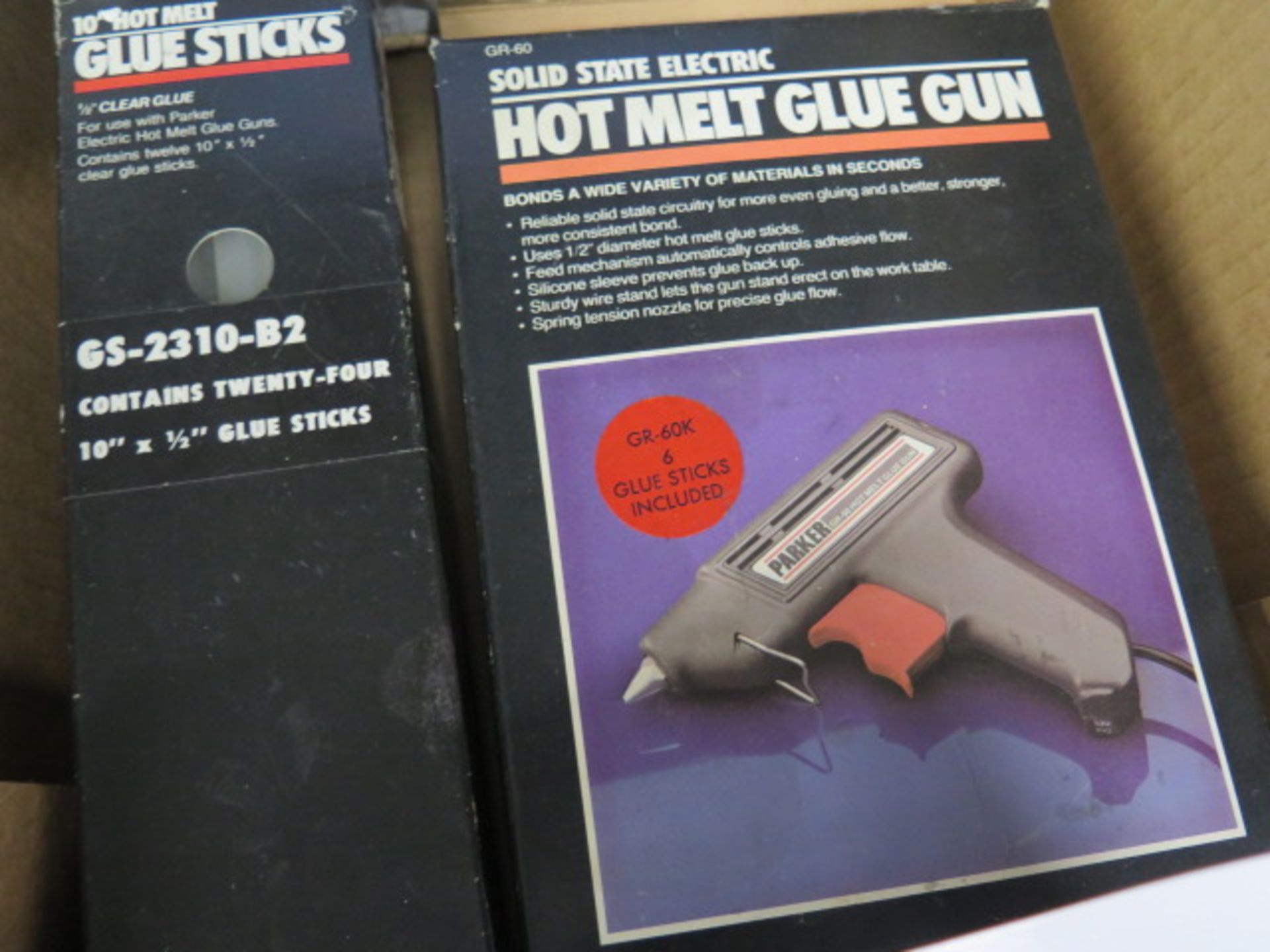 Glue Gun and Flexable Magnifier (SOLD AS-IS - NO WARRANTY) - Image 4 of 4