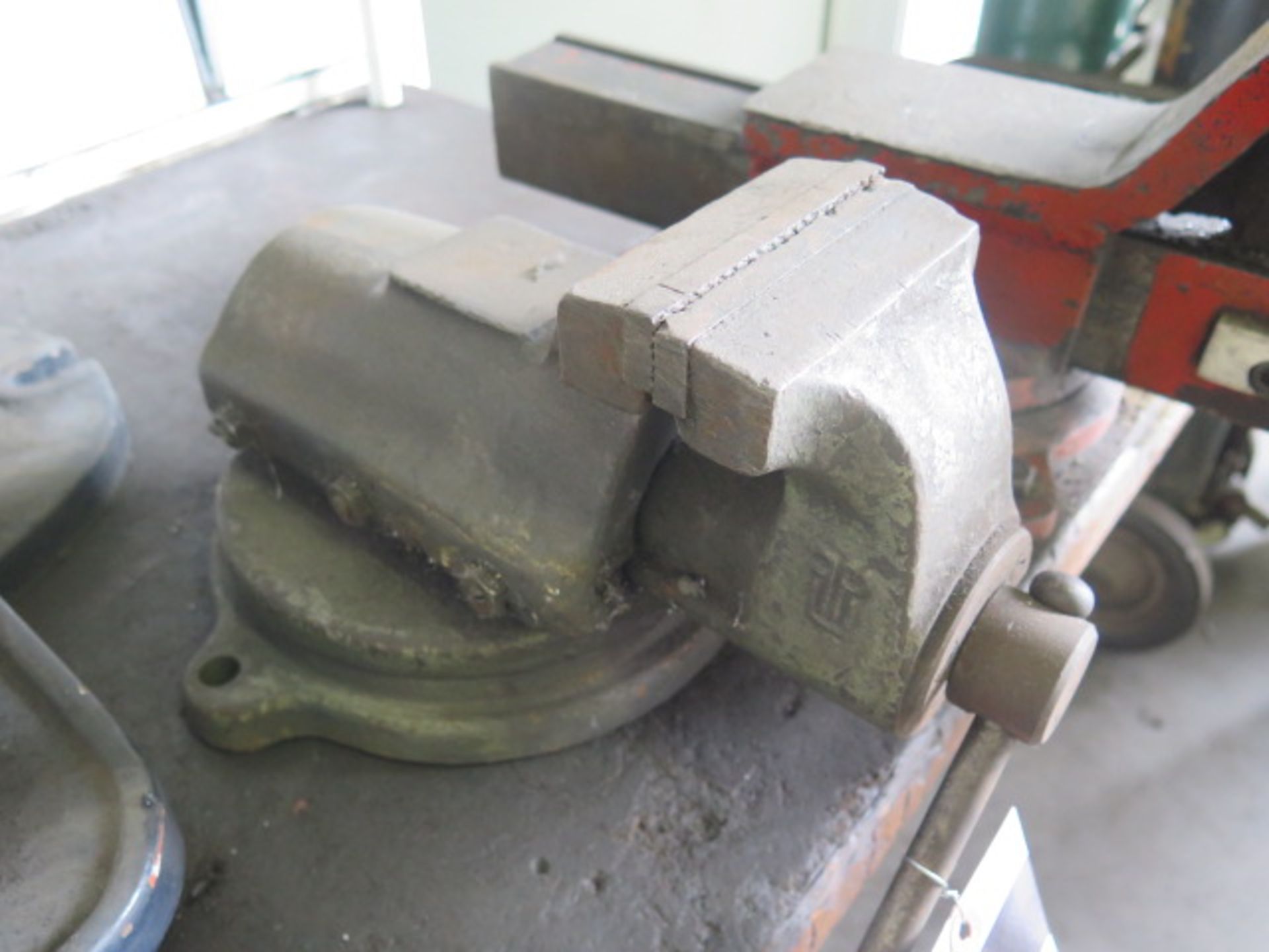 4" Bench Vise (SOLD AS-IS - NO WARRANTY) - Image 2 of 4