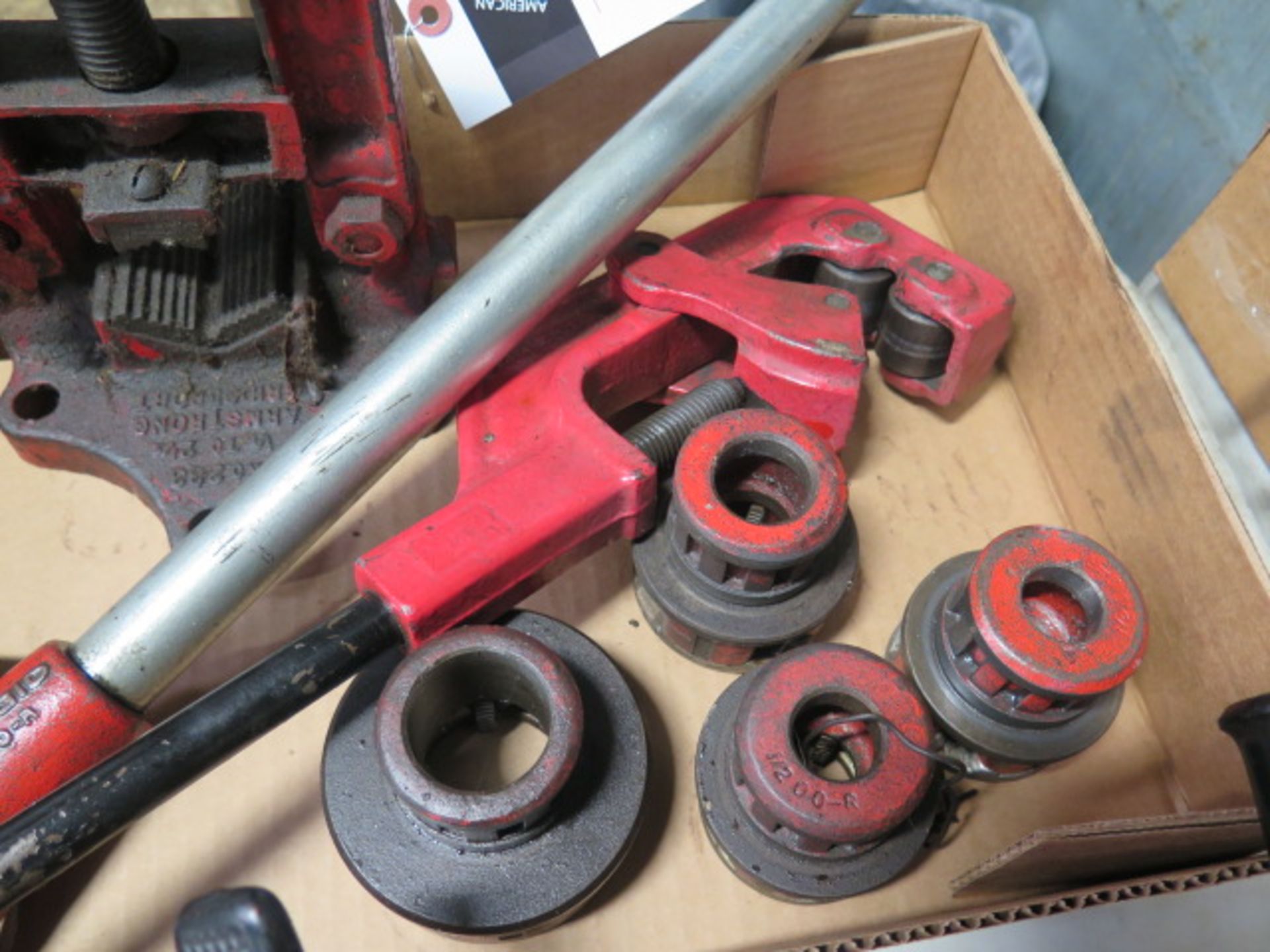 Rigid Pipe Vise, Pipe Cutter, Pipe Dies and Handle (SOLD AS-IS - NO WARRANTY) - Image 2 of 3