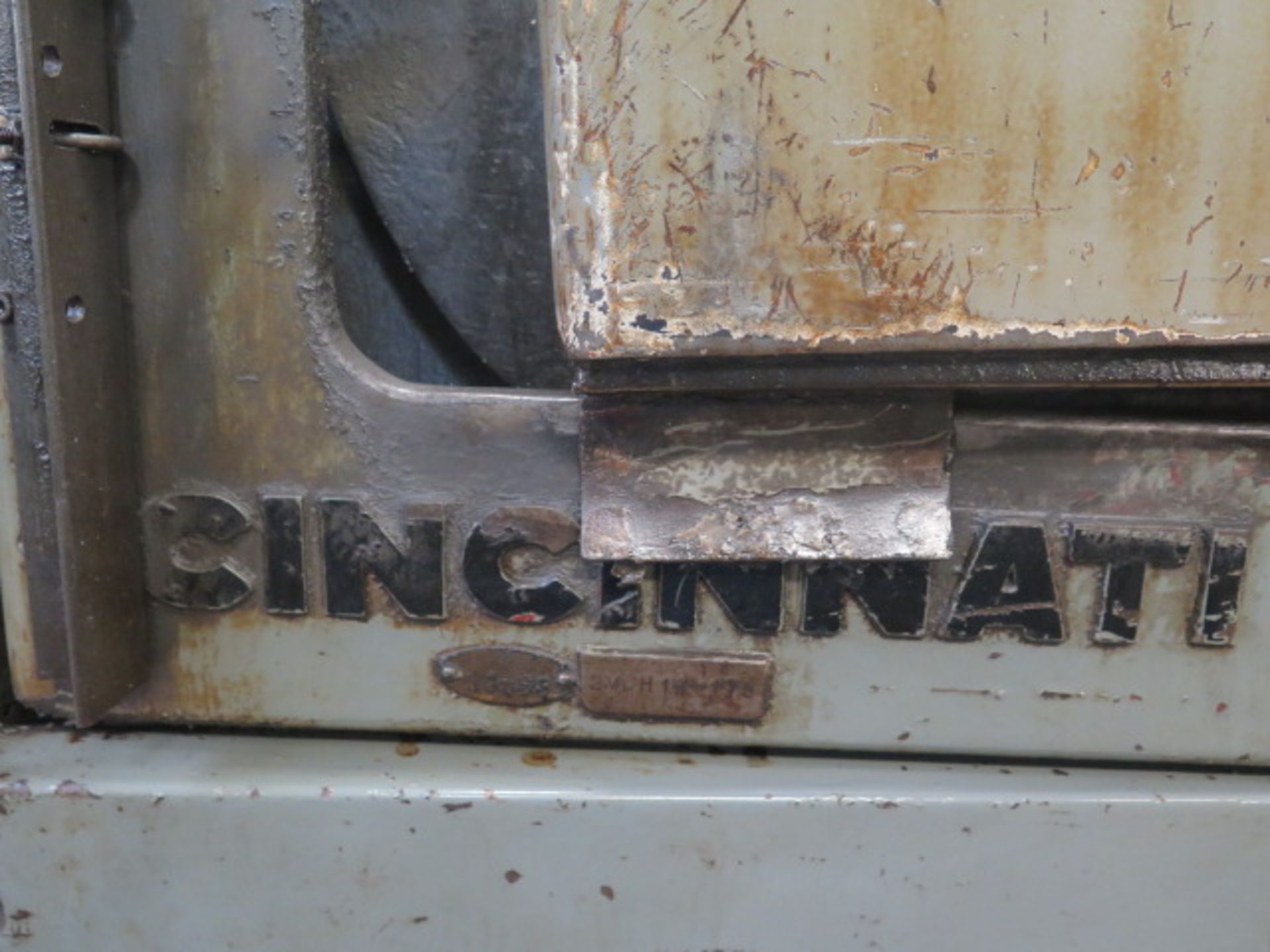 Cincinnati OM Centerless Grinder s/n 2M2H1W-175 w/ 24" Wheel Head, Cam-Out Feed Wheel, SOLD AS IS - Image 16 of 17