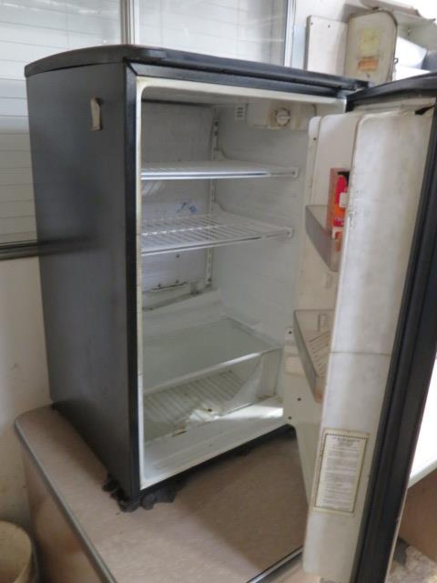 Refrigerator, Microwave, Desk and Picnic Table (SOLD AS-IS - NO WARRANTY) - Image 6 of 6