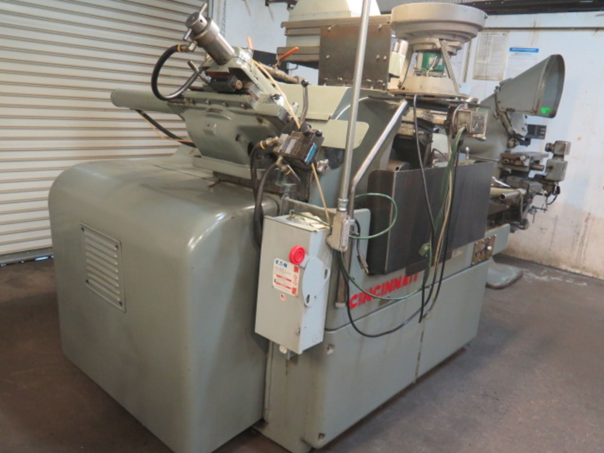 Cincinnati OM Centerless Grinder s/n 2M2H1W-476 w/ 24" Wheel Head, Cam-Out Feed Wheel, SOLD AS IS - Image 3 of 16