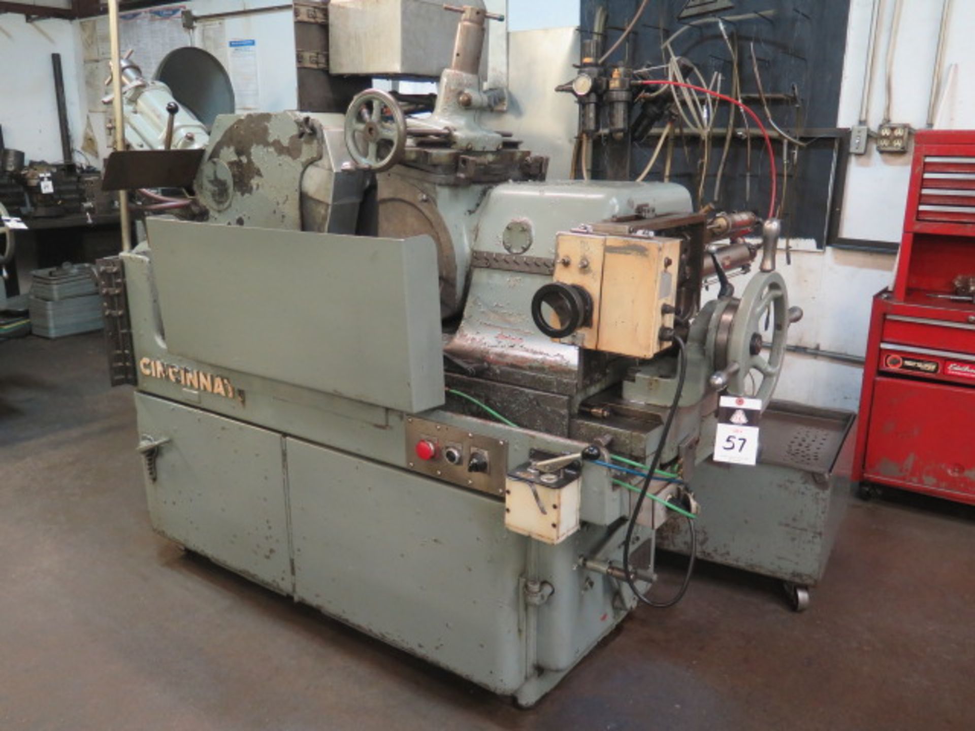 Cincinnati OM Centerless Grinder w/ 24" Wheel Head, Feed Wheel, Hydraulic Wheel Dresser, SOLD AS IS - Image 2 of 16