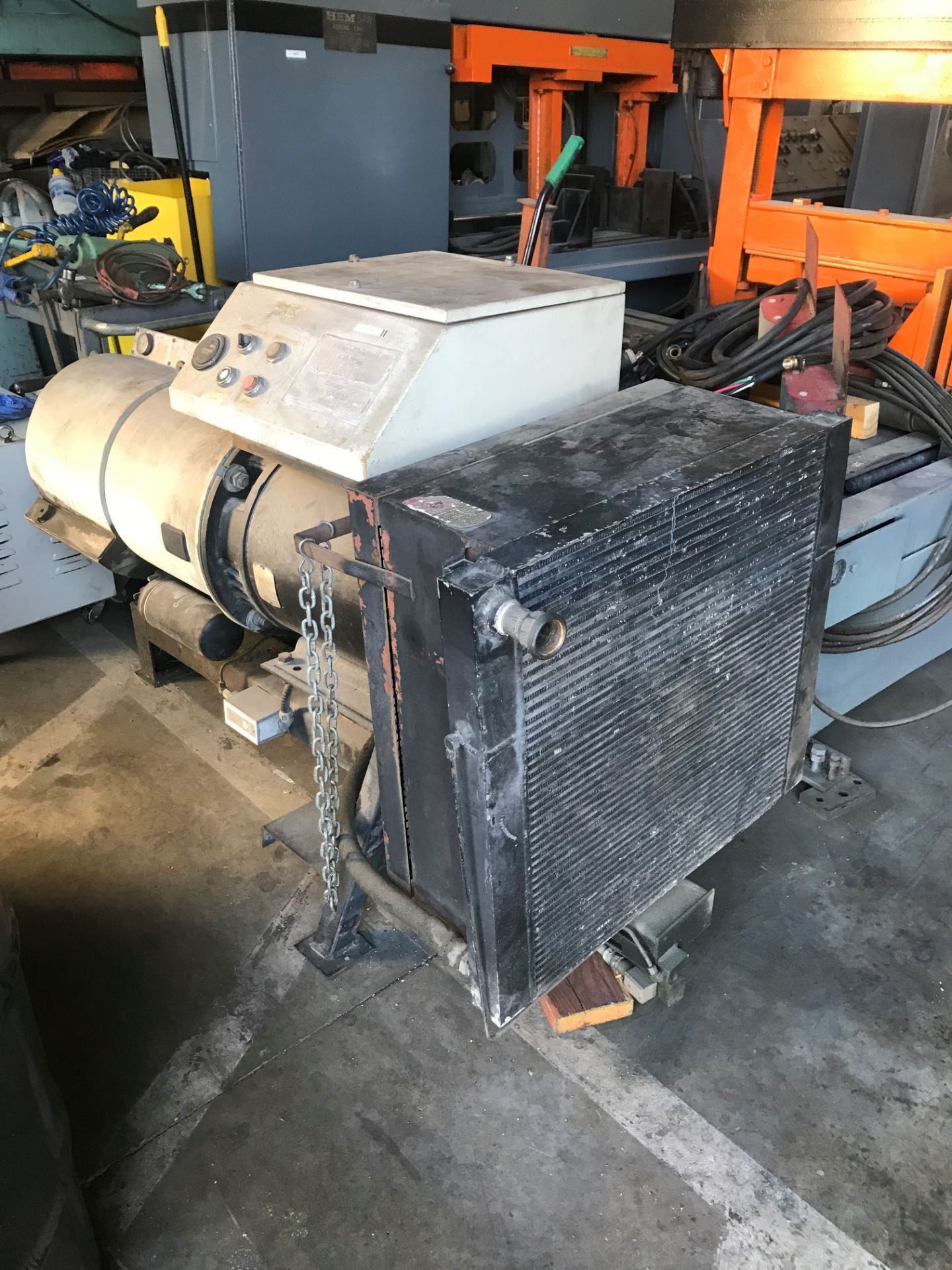 Hydrovane 218PVAS 50Hp Rotary Vain Air Compressor s/n 218-000909 27,014 Hours, SOLD AS IS - Image 2 of 4