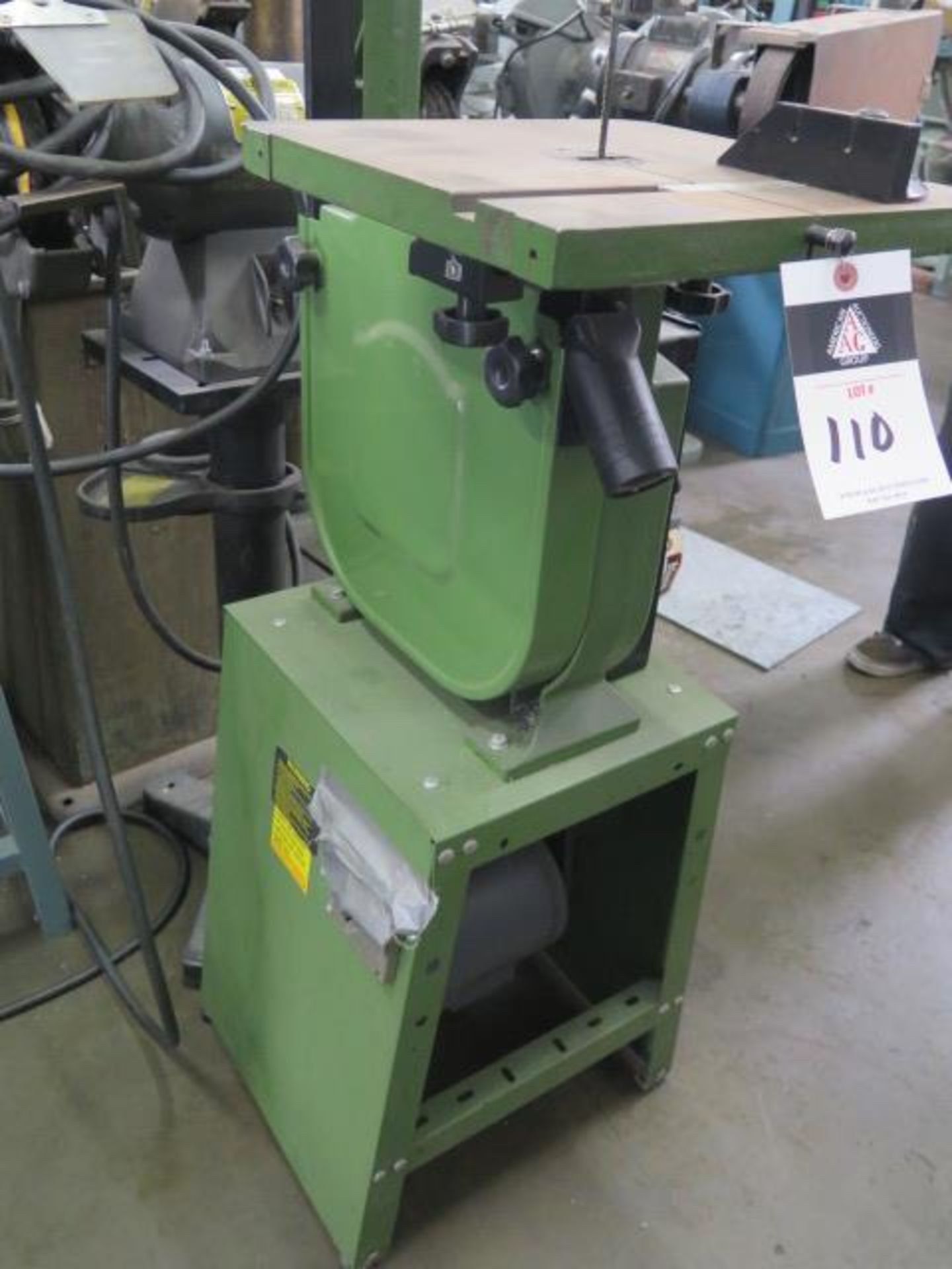 Central Machinery 14" Wood Cutting Vertical Band Saw w/ Stand (SOLD AS-IS - NO WARRANTY) - Image 3 of 5