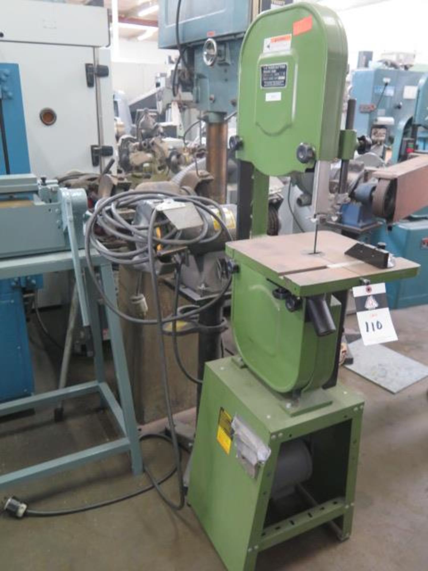 Central Machinery 14" Wood Cutting Vertical Band Saw w/ Stand (SOLD AS-IS - NO WARRANTY)