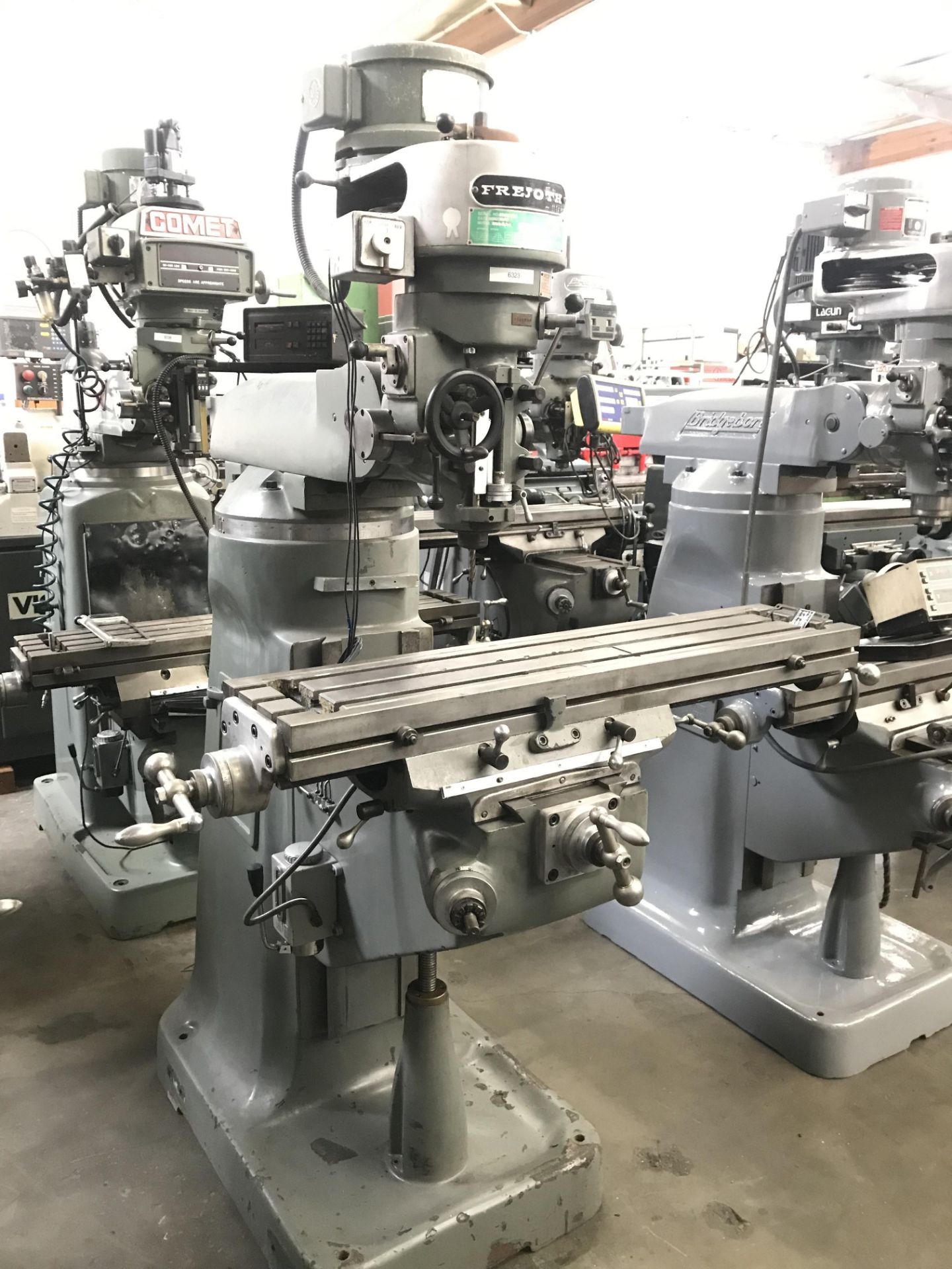 Frejoth FV-1 ½ Vertical Mill s/n 8410058 w/ 1Hp Motor, 90-2780 RPM, R8 Spindle, SOLD AS IS - Image 2 of 6