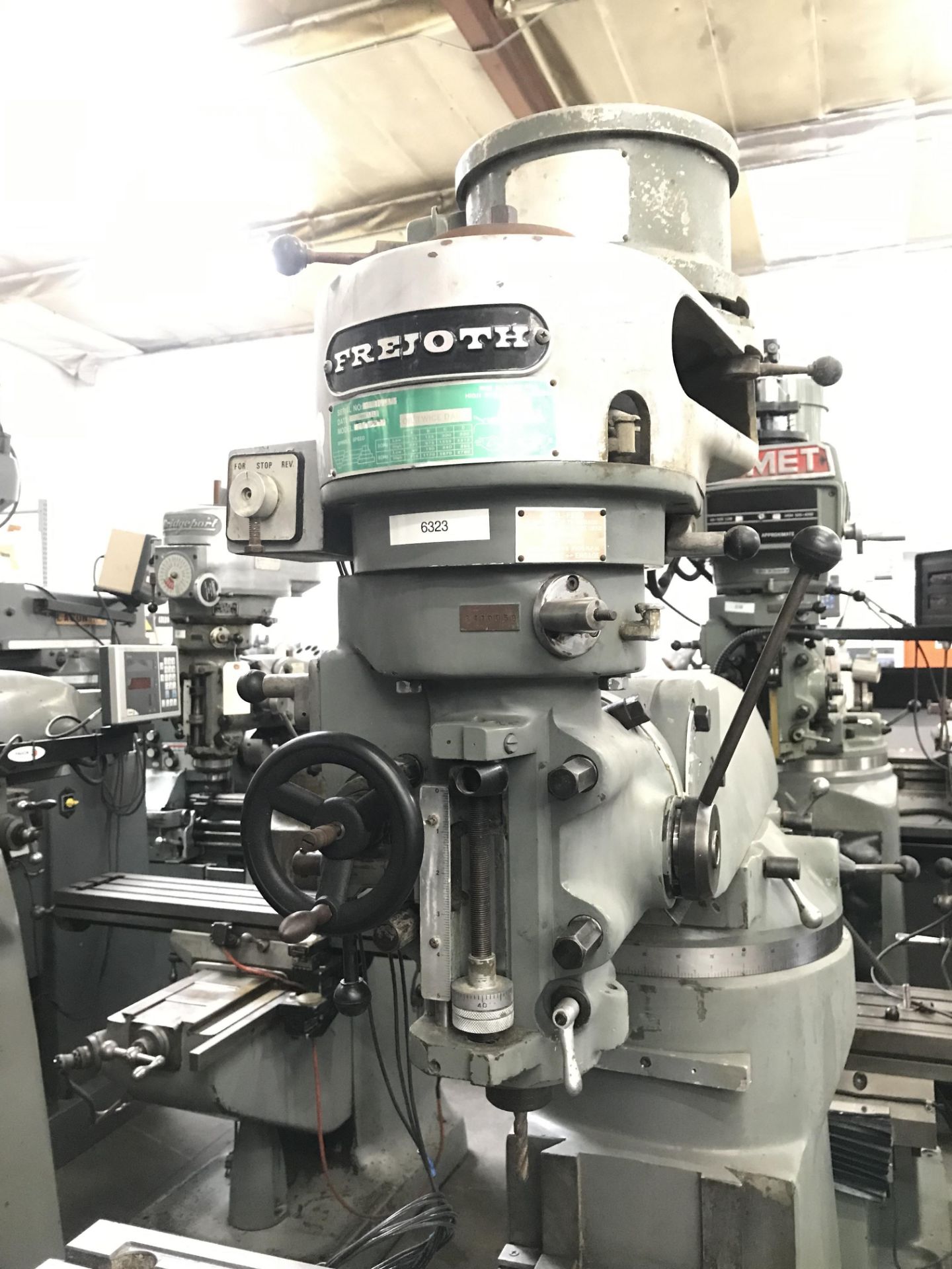 Frejoth FV-1 ½ Vertical Mill s/n 8410058 w/ 1Hp Motor, 90-2780 RPM, R8 Spindle, SOLD AS IS - Image 3 of 6