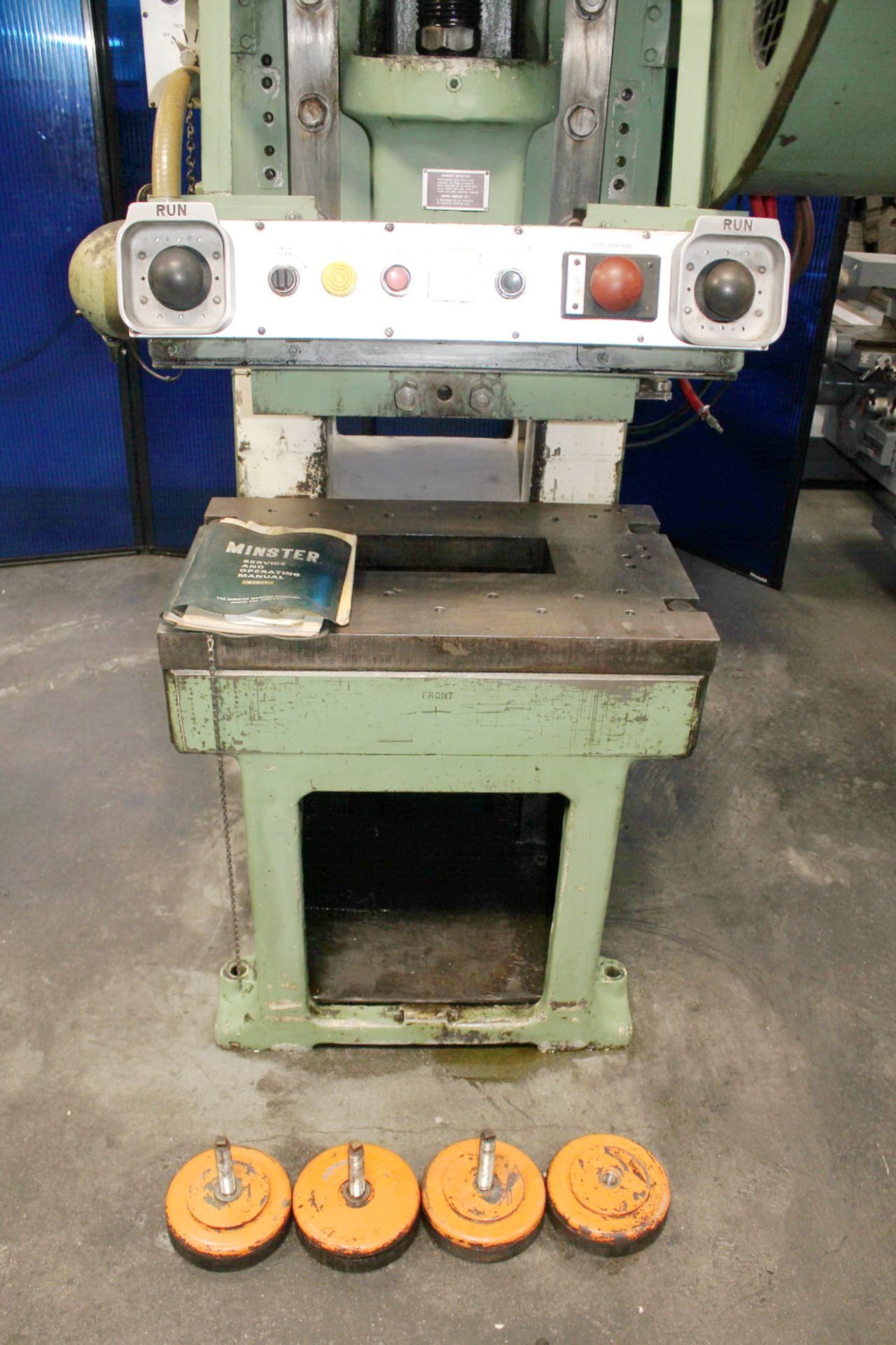 Minster 70-4 60 Ton Gap Frame Punch Press s/n 21611 w/ Minster Controls, Air Clutch, SOLD AS IS - Image 5 of 22