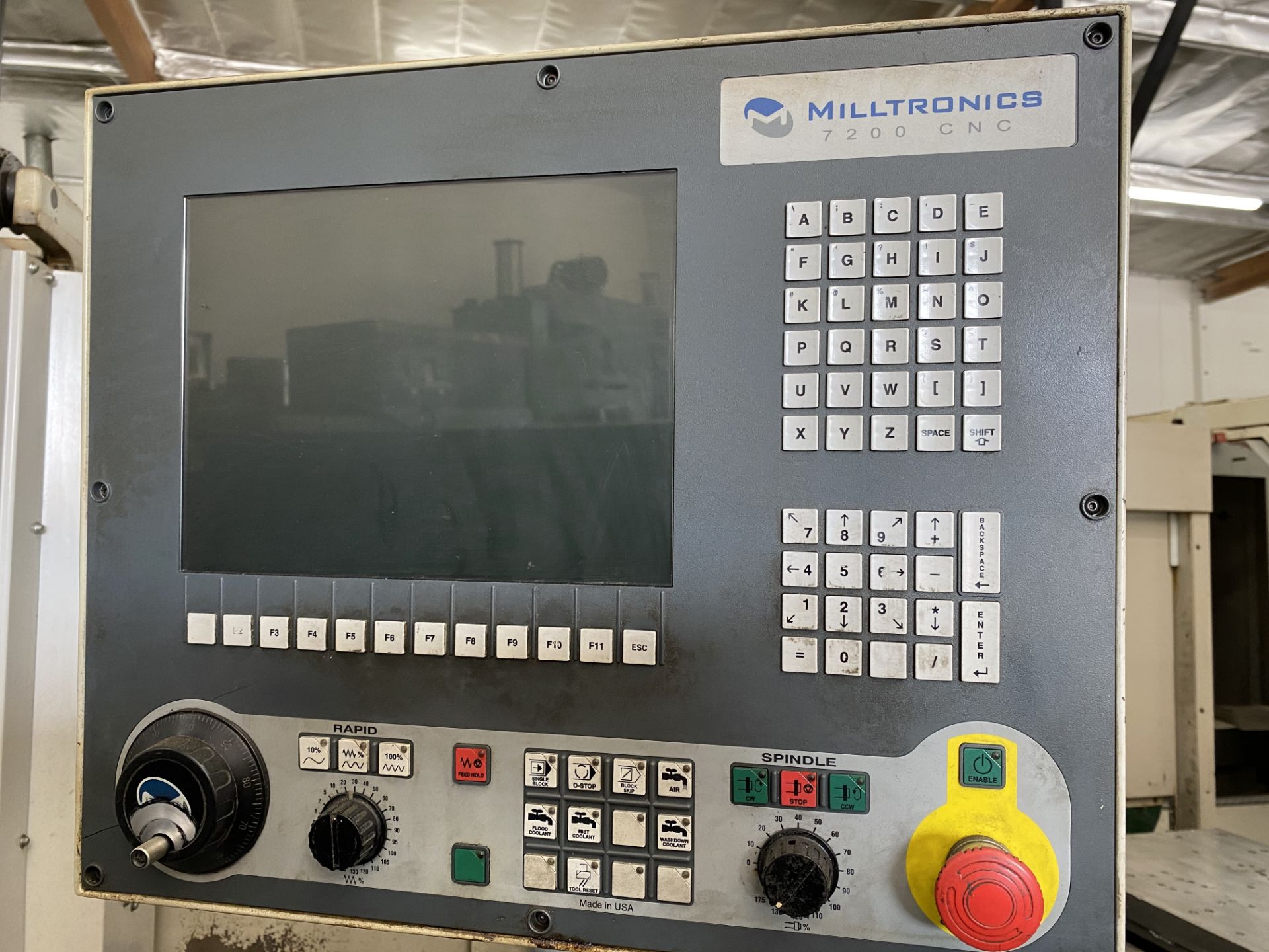 Milltronics RH20 CNC VMC s/n 11470 w/ Milltronics 7200 CNC Controls, 24-Station,40 Taper, SOLD AS IS - Image 3 of 4