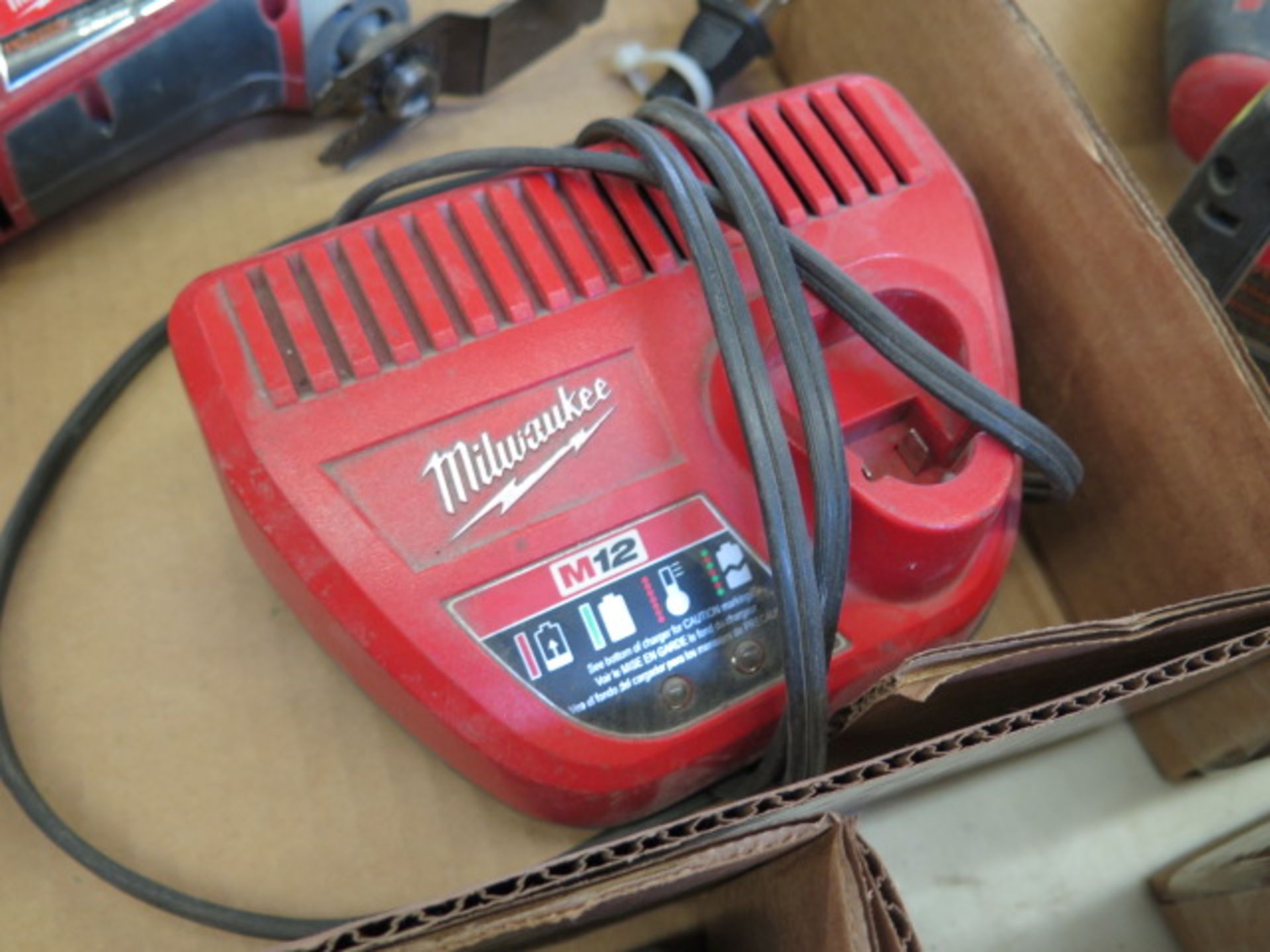 Milwaukee 12Volt Multi-Tool w/ Charger (SOLD AS-IS - NO WARRANTY) - Image 7 of 7