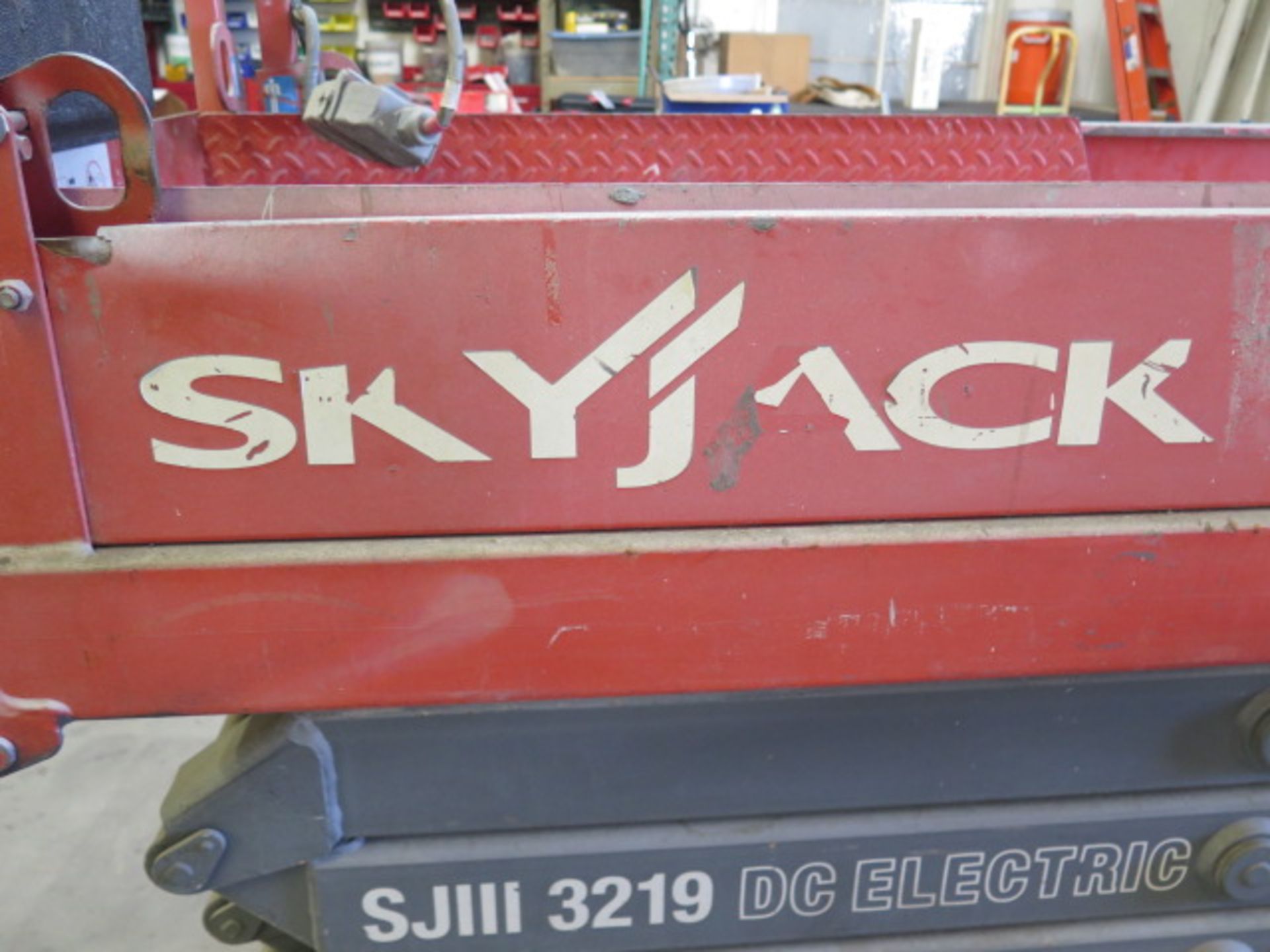 Skyjack SJIII 3219 DC Electric Scissor Platform Lift (SOLD AS-IS - NO WARRANTY) - Image 3 of 8