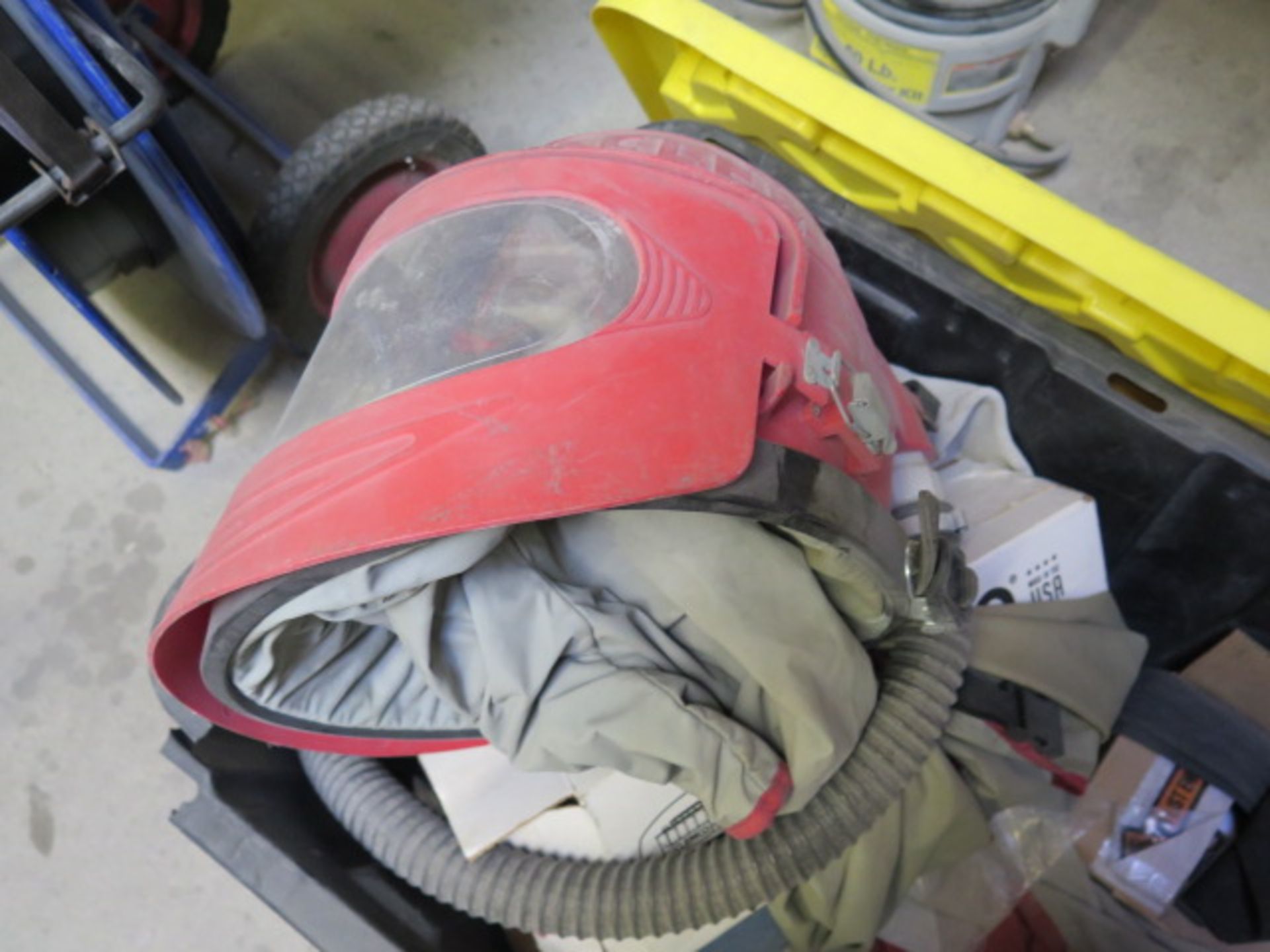 Portable Sand Blasting Pot w/ Respirator Setup (SOLD AS-IS - NO WARRANTY) - Image 6 of 8