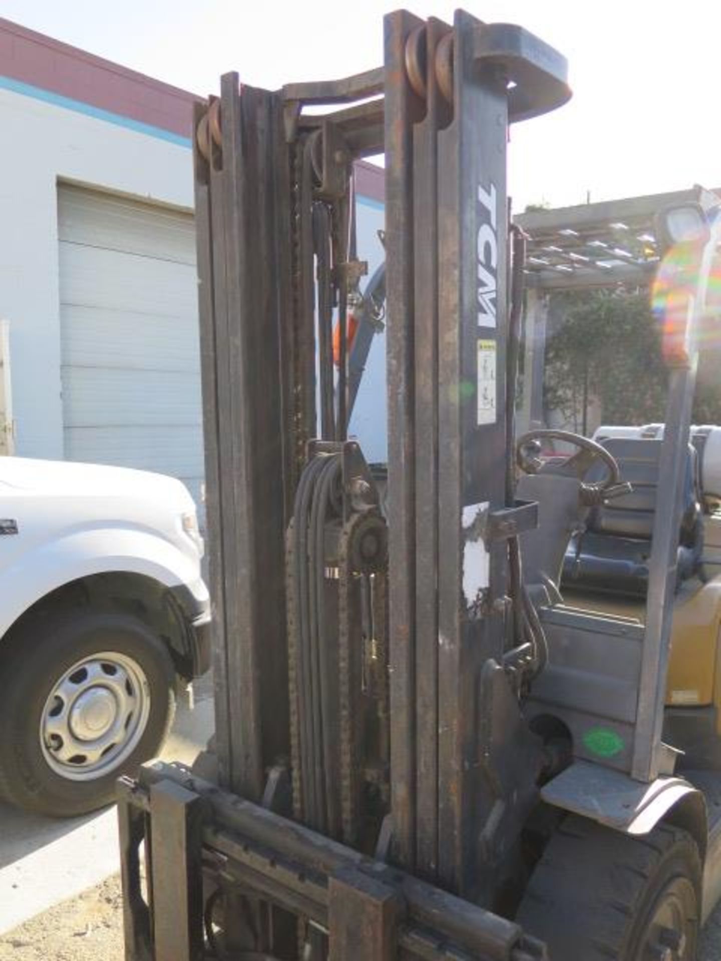TCM FHG30T3 5300 Lb Cap LPG Forklift s/n 2K901009 w/ 3-Stage Mast, 189" Lift Height, Side Shift, 4th - Image 5 of 15