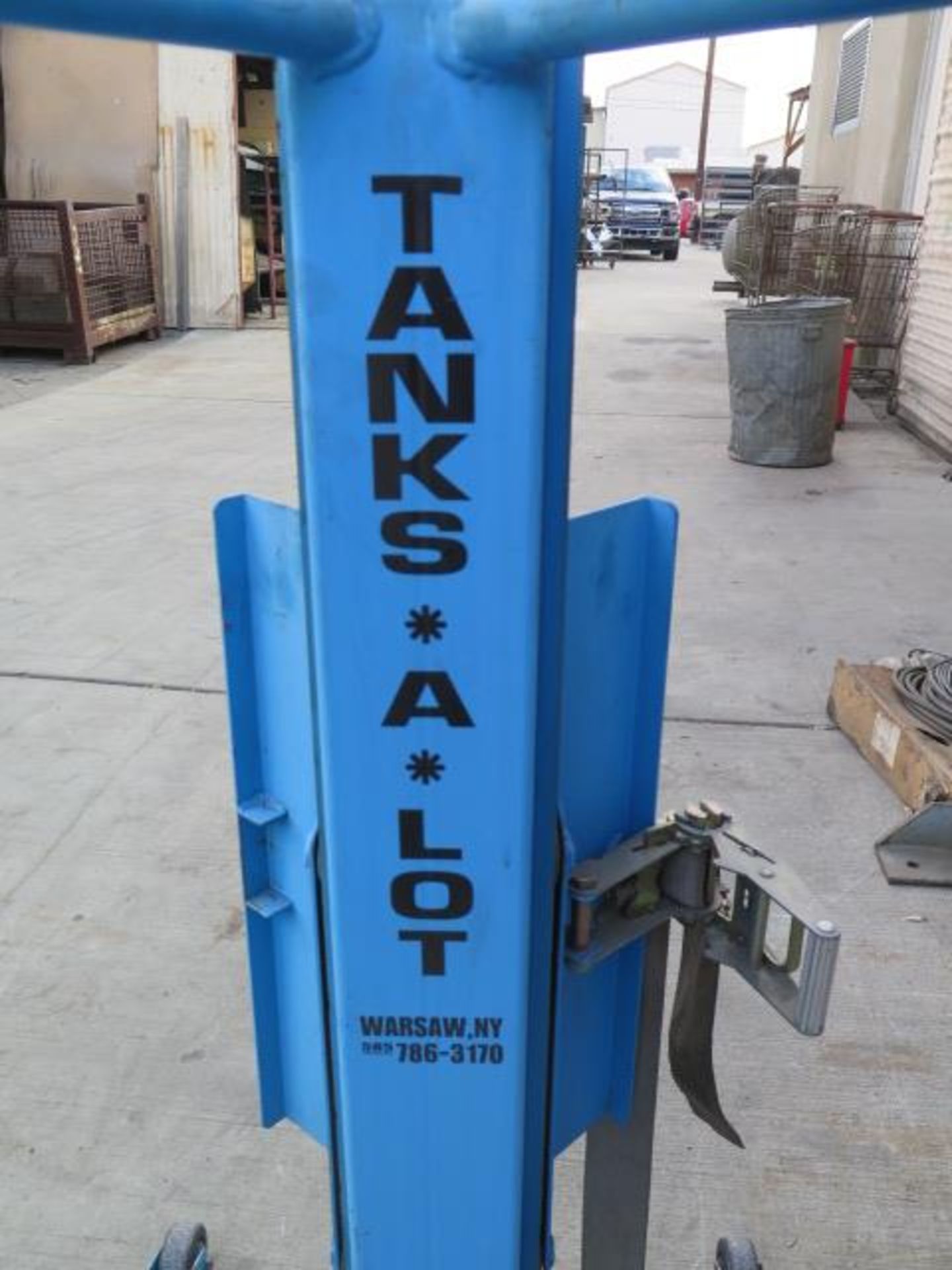 Tanks-A-Lot Cannister Lift (SOLD AS-IS - NO WARRANTY) - Image 3 of 7