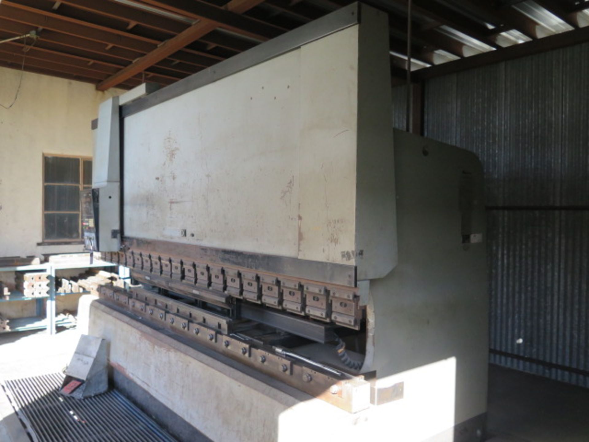 Amada FBD-2004 200 Ton x 13’ CNC Press Brake w/ Amada NC9-EX Controls, 157.4” Bed, SOLD AS IS - Image 2 of 12