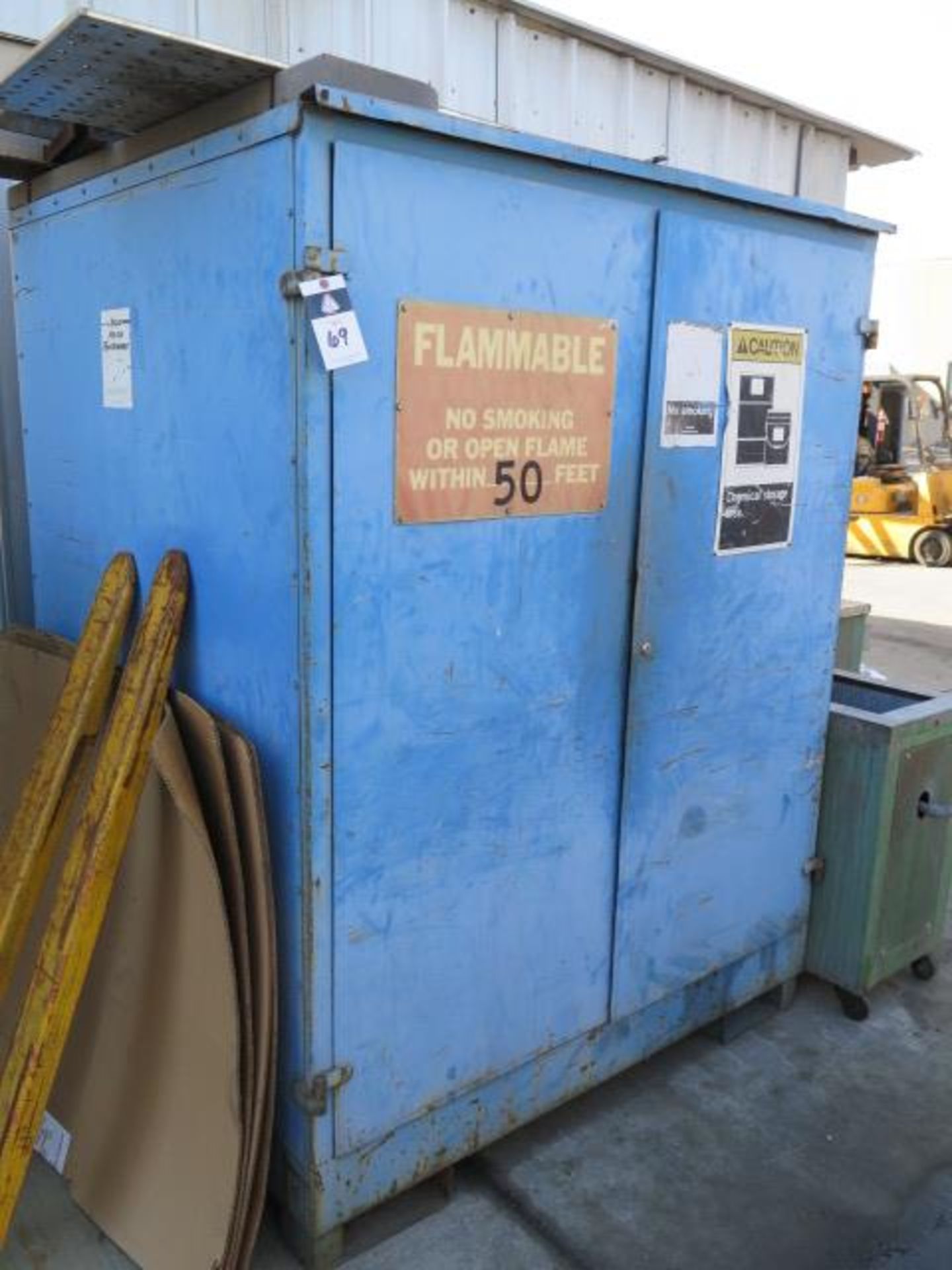 Steel Storage Cabinet (NO FLUIDS) (SOLD AS-IS - NO WARRANTY) - Bild 2 aus 4