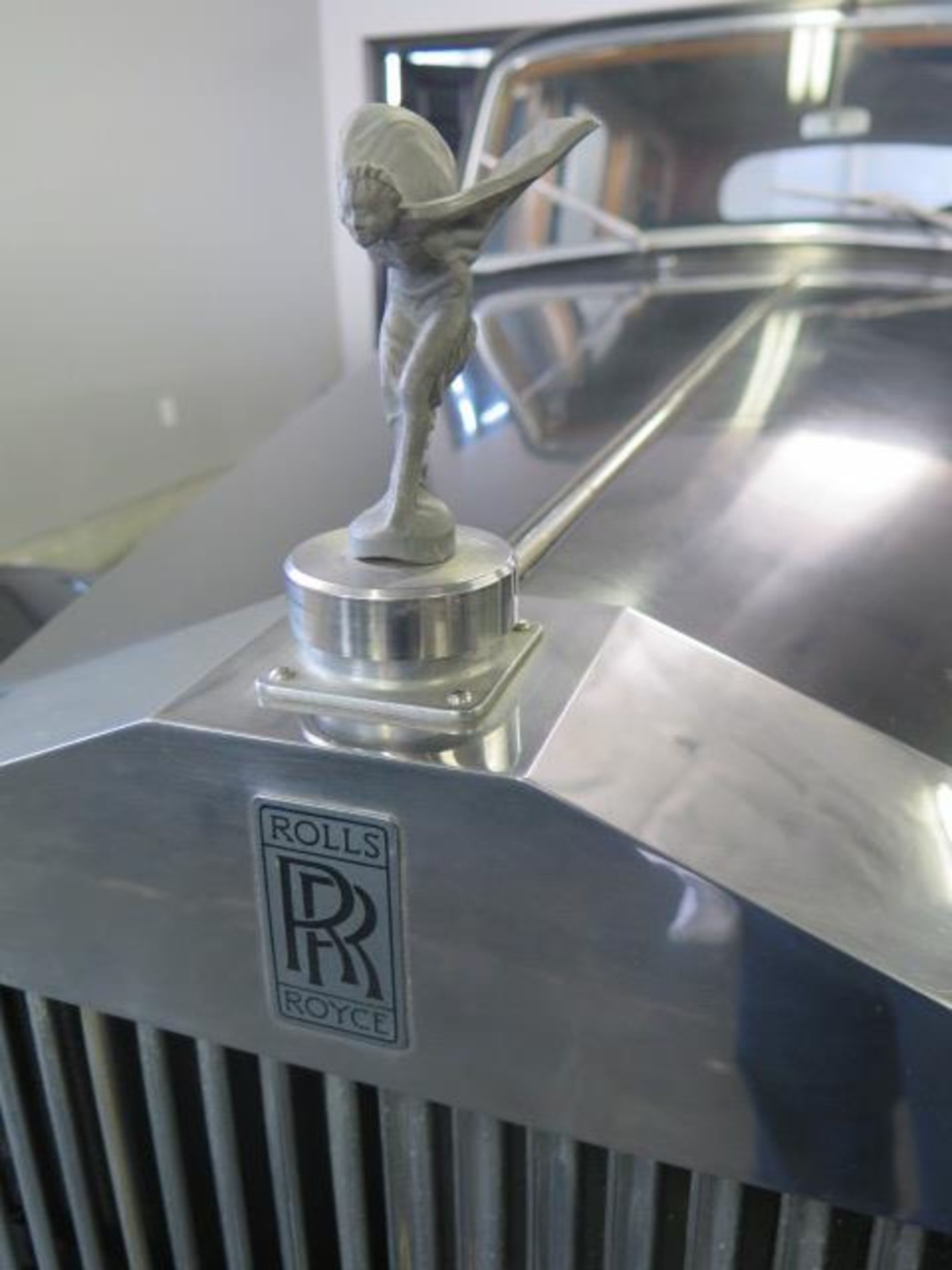 1952 Rolls Royce Silver Dawn Sedan Lics# 2DXP115 w/ Left Hand Steering, Gas, s/n S-78-C, SOLD AS IS - Image 4 of 38